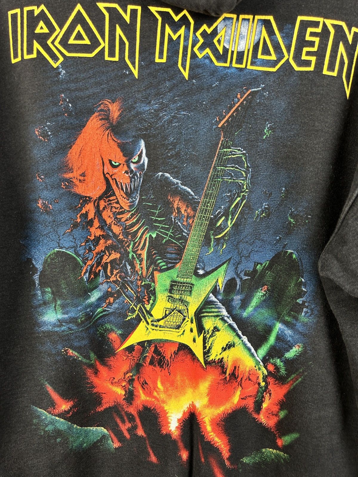 Band Tees Vintage Iron Maiden Skeleton Guitar Faded Bootleg Hoodie Size US L / EU 52-54 / 3 - 5 Thumbnail