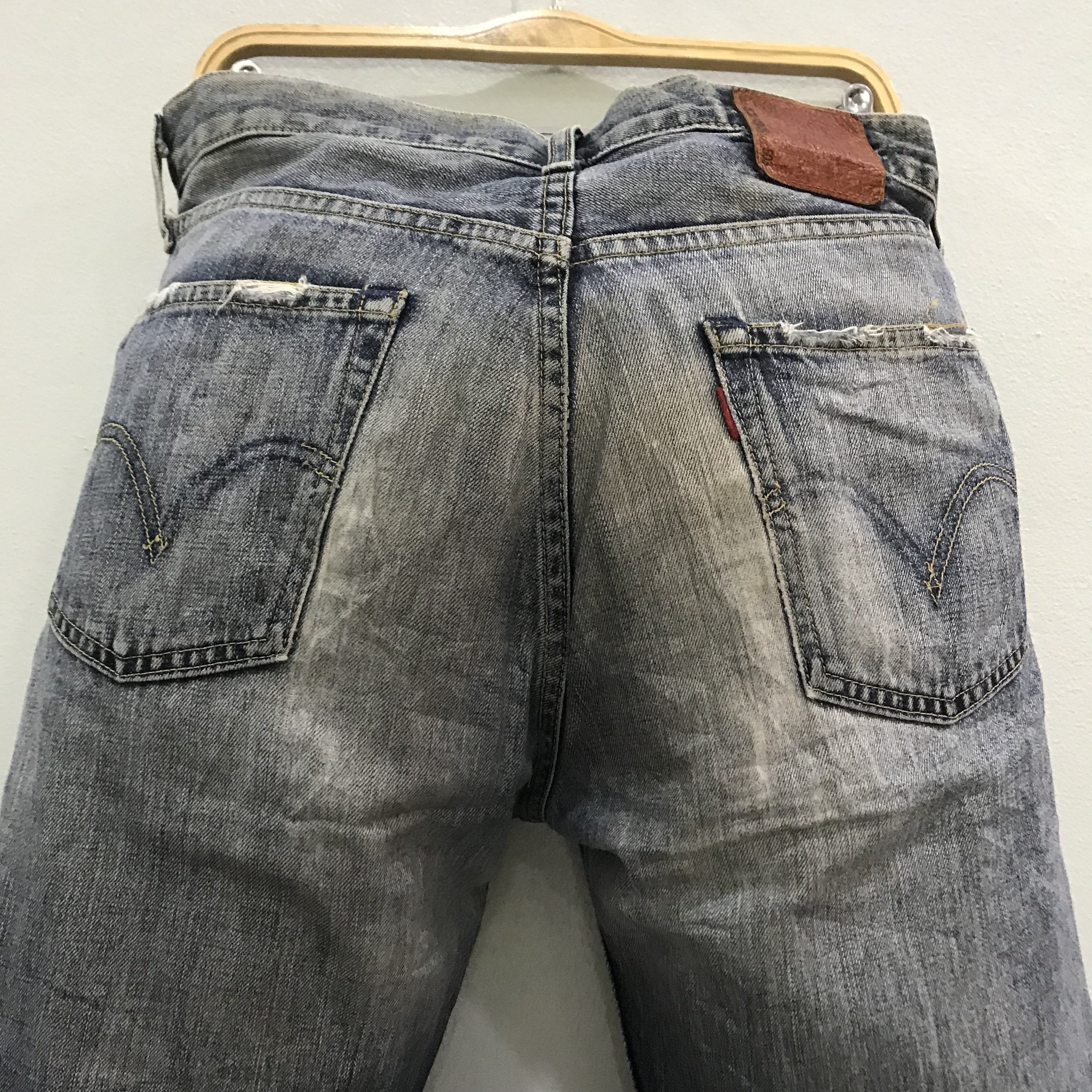 Levi's Vintage Levi's 501 Japan Jeans Distressed Light Wash Size US 32 / EU 48 - 11 Thumbnail