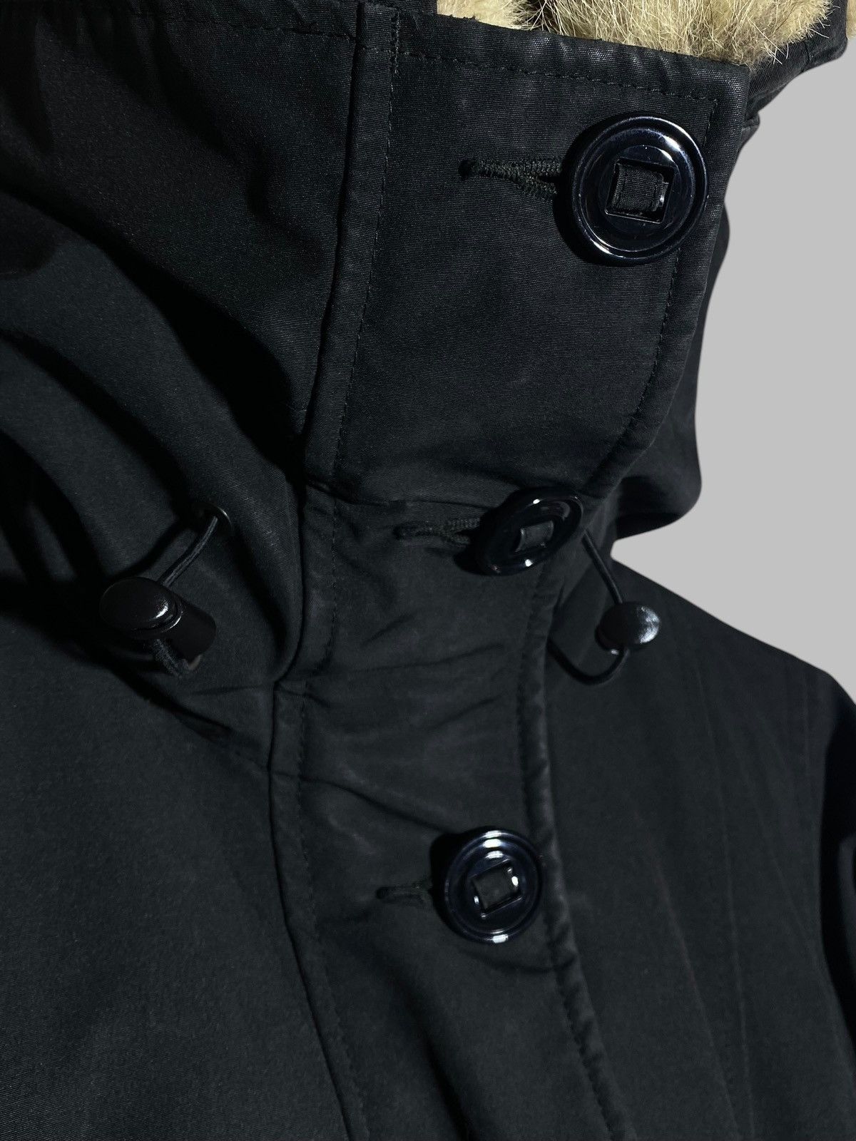 Canada Goose Canada Goose Parka Fur Trim Arctic Program Jacket 2580L Size XS / US 0-2 / IT 36-38 - 9 Thumbnail