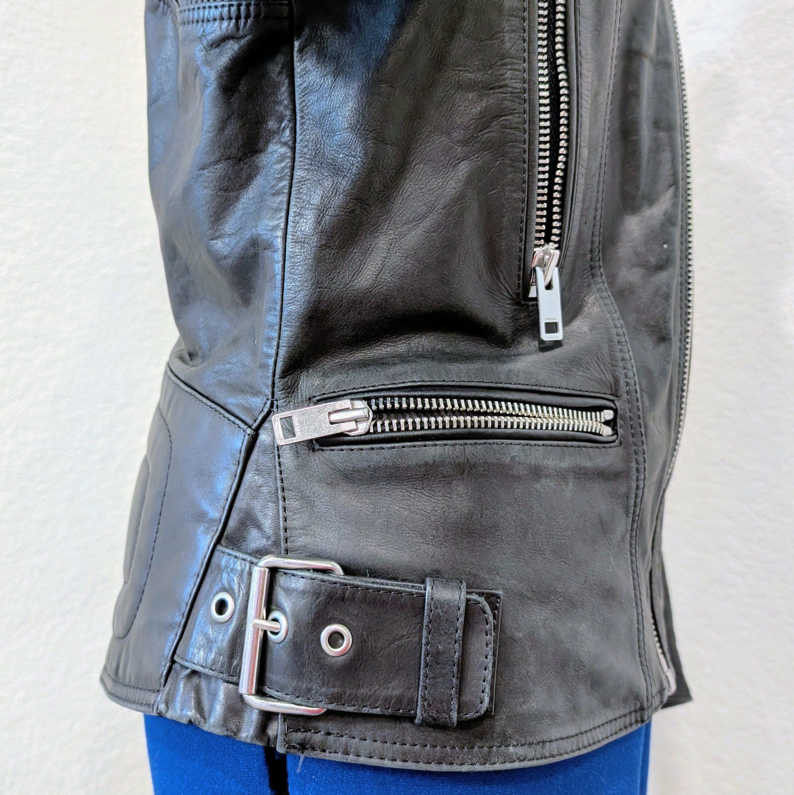 Diesel Diesel Black and White Cowhide Leather Motorcycle Jacket Size US S / EU 44-46 / 1 - 3 Thumbnail