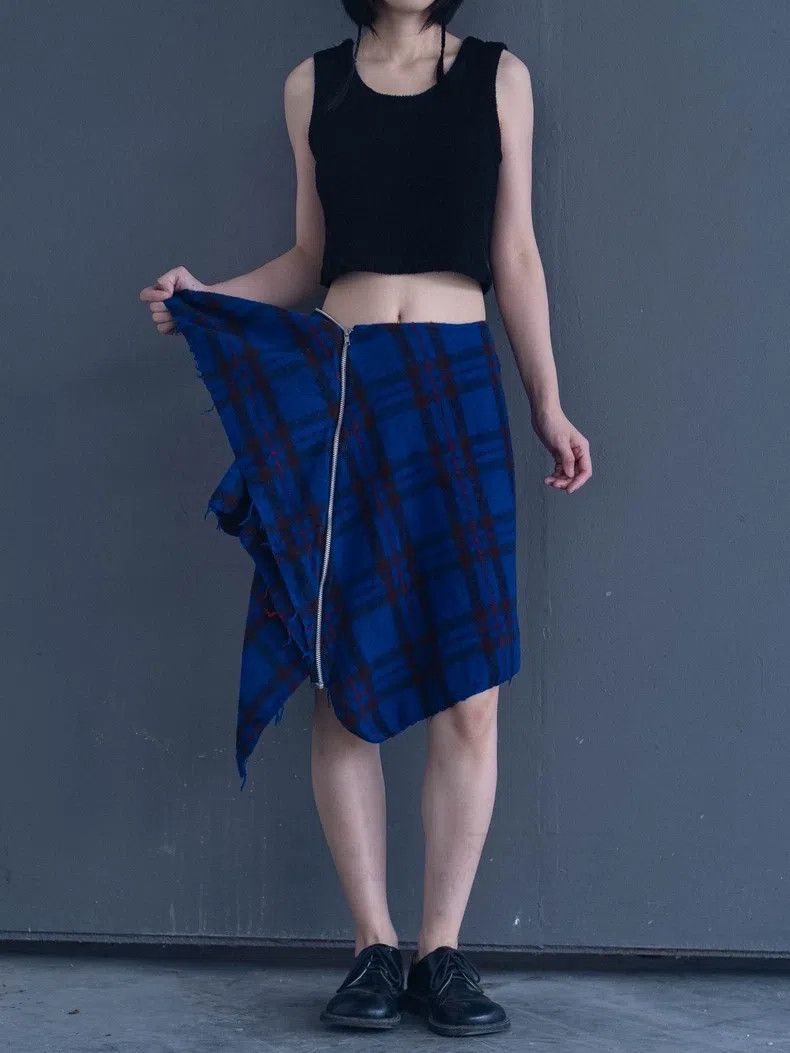Comme des Garcons Comme Des Garcons size S Blue Plaid Asymmetric Skirt Size 23" - 2 Thumbnail