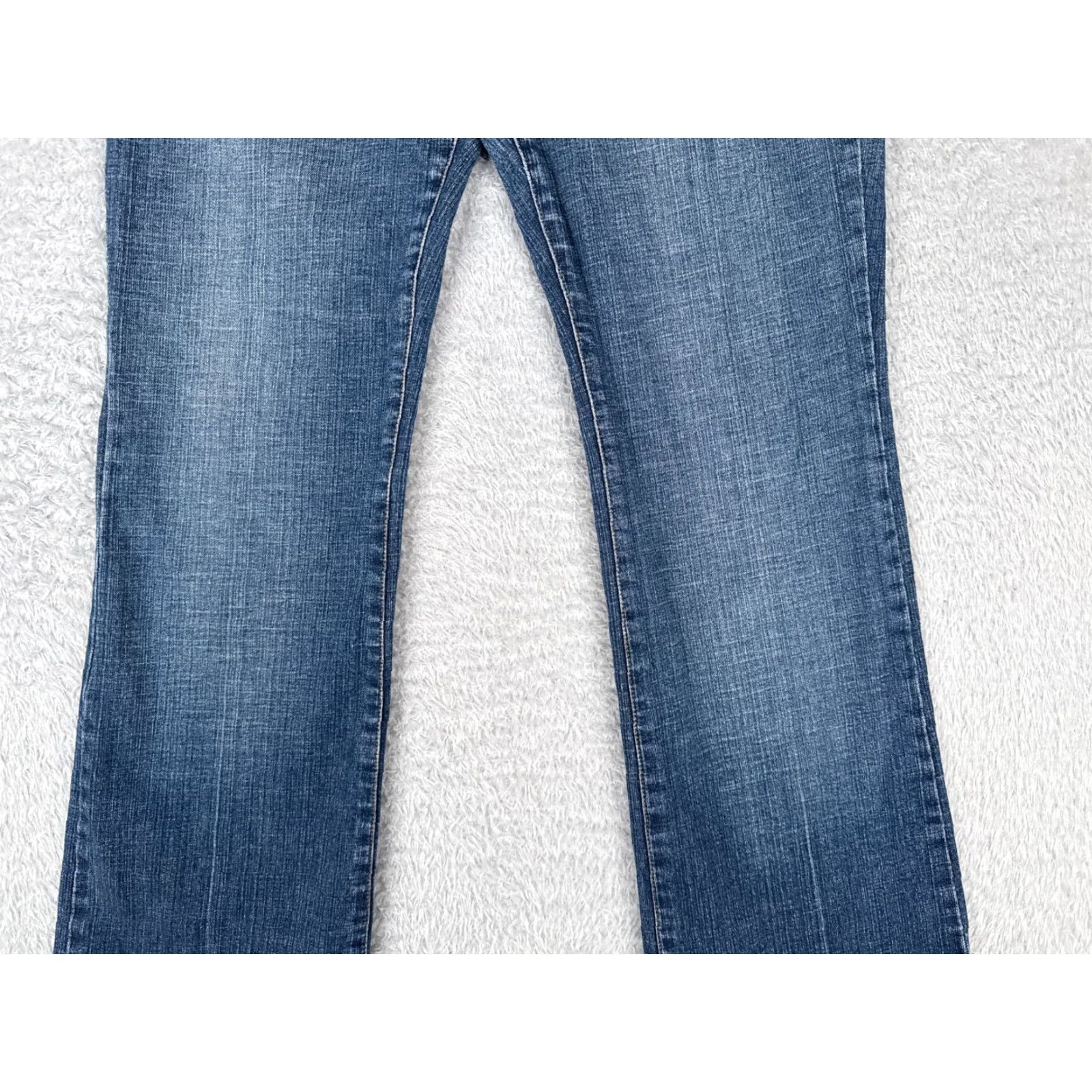 Denime Daisy Fuentes Jeans Womens 12 Blue Denim Boot Cut Low Rise 33x31 5-Pocket Design Cotton Zip Machine Washable Size 34" / US 12 / IT 48 - 3 Thumbnail