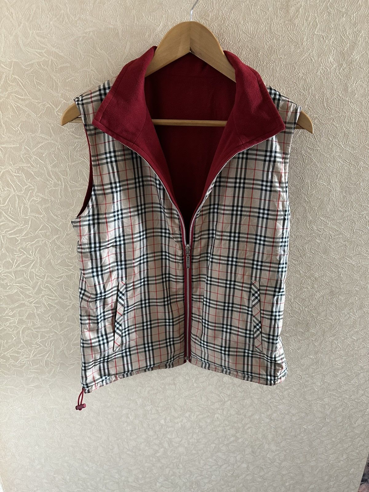 Burberry Burberry double-sided vest size M red/ multicolor Size US M / EU 48-50 / 2 - 1 Thumbnail