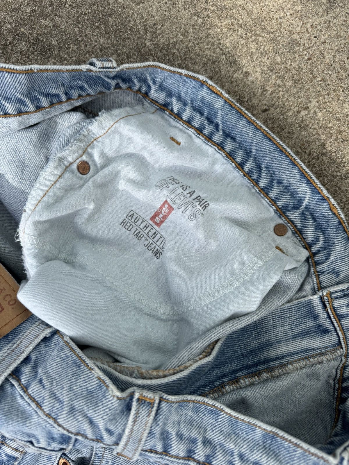 Levi's × Vintage Vintage 90’s Levis 550 Relaxed Loose Fit Light Jeans 38x31 Size US 38 / EU 54 - 7 Thumbnail