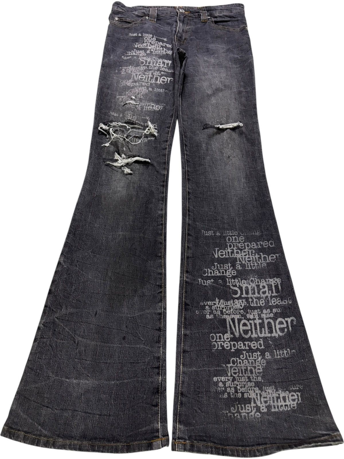 Japanese Brand Vintage Japanese Brand Printed Distressed Flare Jeans Size US 28 / EU 44 - 1 Thumbnail