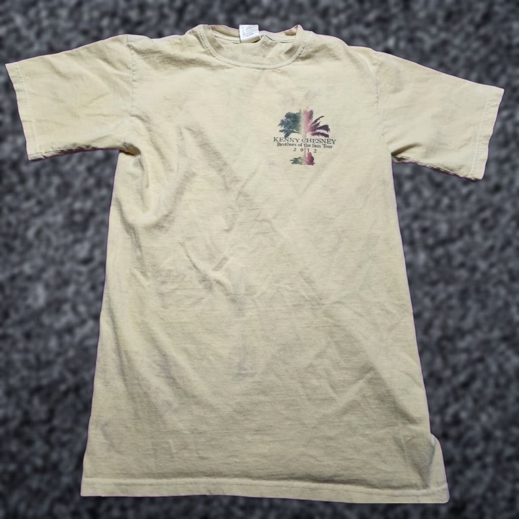 Doublet Mens S Kenny Chesney Concert T Shirt 2012 Tour Brothers Of The Sun Double Sided Yellow Cotton Crew Neck Short Sleeve T-Shirt Unisex Adults Mens Size US S / EU 44-46 / 1 - 1 Thumbnail