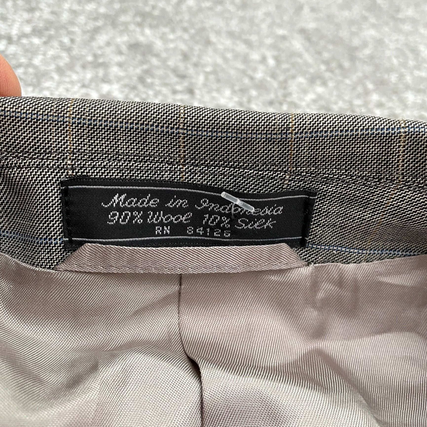 Vintage Haspel Men’s Blazer 42R Gray Plaid Silk Regular Fit Single Vented Professional Size 42R - 6 Thumbnail