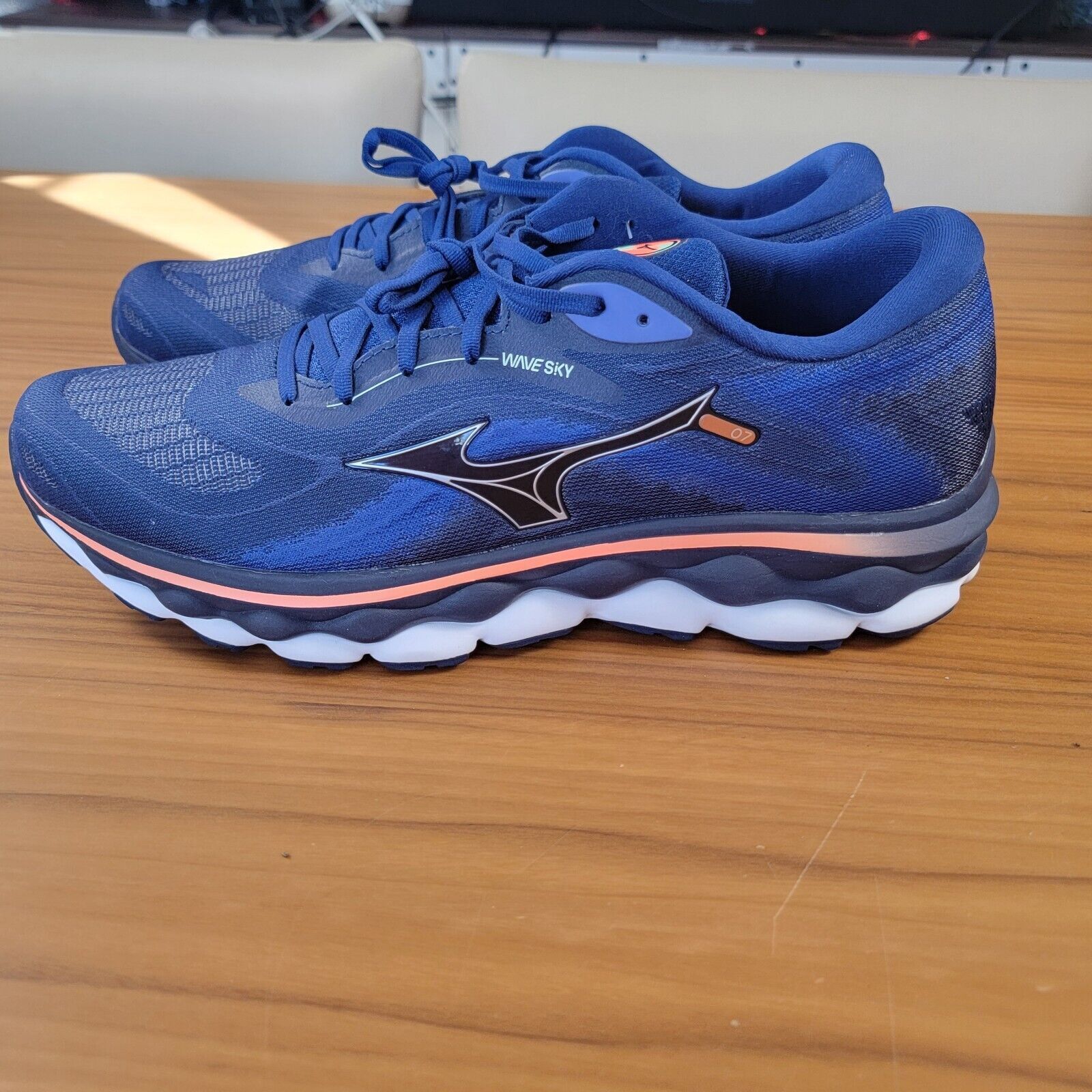 Mizuno Mizuno Wave Sky 7 Navy White Orange Men Running Shoes Sz 15 Size US 15 / EU 48 - 2 Thumbnail