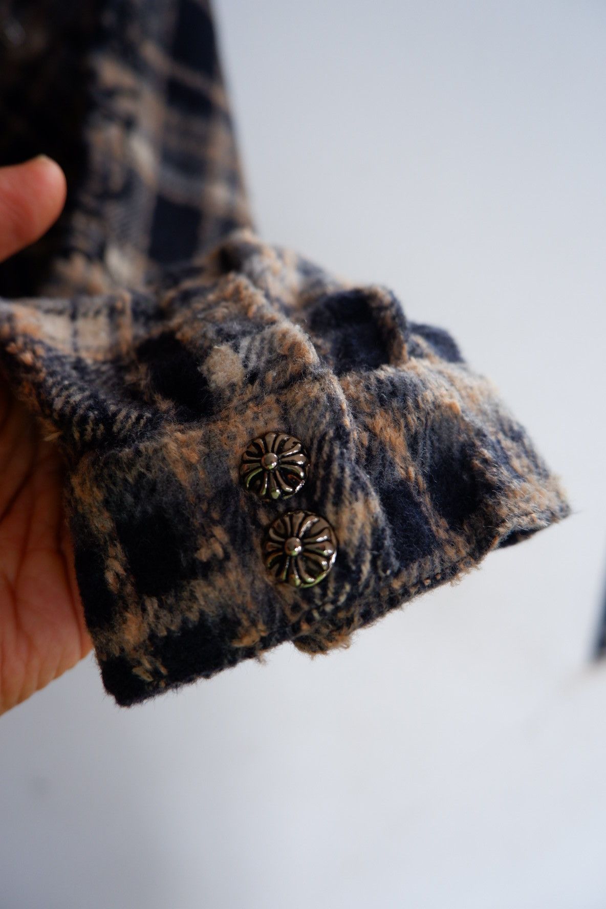 Vintage CH Style Cross Logo Silver Button Wool Flanel
