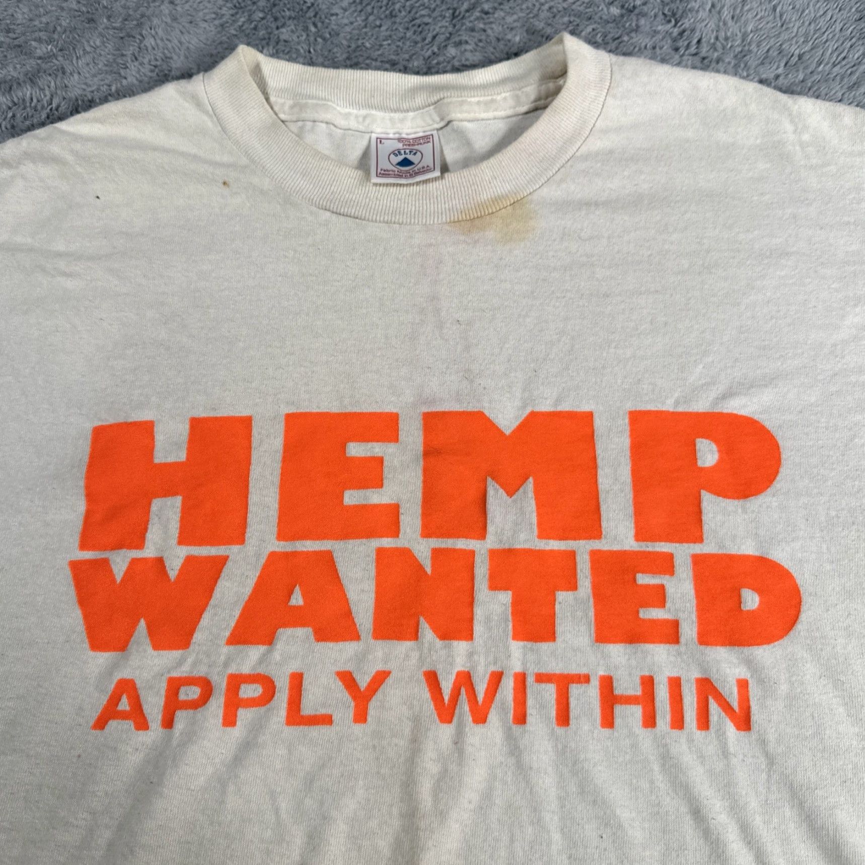 Vintage VINTAGE Cannabis Marijuana Hemp Wanted Neon Shirt 90s Ganja Weed Leaf Size L White Men T-Shirt Cotton Size US L / EU 52-54 / 3 - 2 Thumbnail