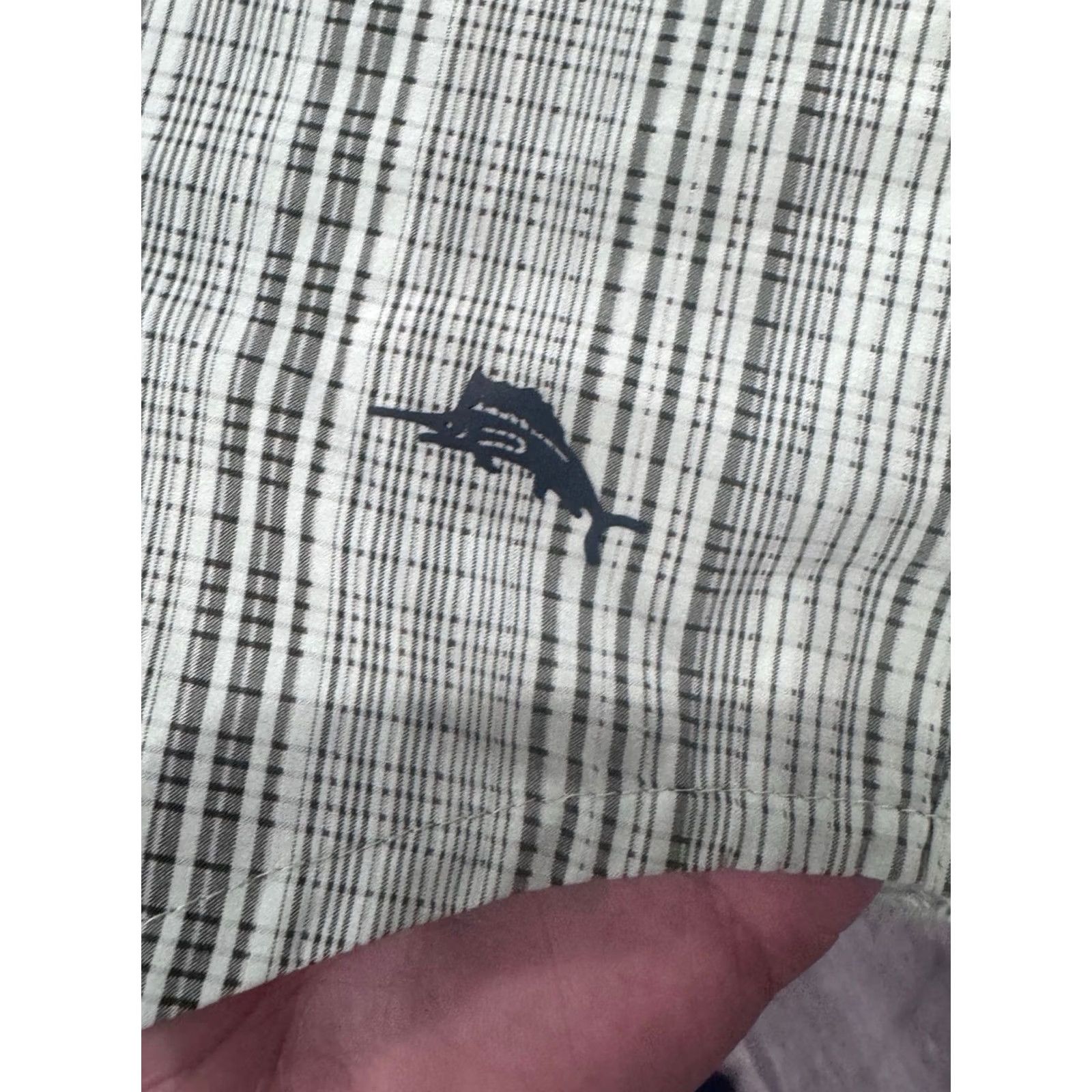 Tommy Bahama Tommy Bahama Coast Nylon LONG SLEEVE SHIRT Medium M Multicolor Men’s Shirt Long Sleeve 15.5 x 34/35 Size US M / EU 48-50 / 2 - 4 Thumbnail