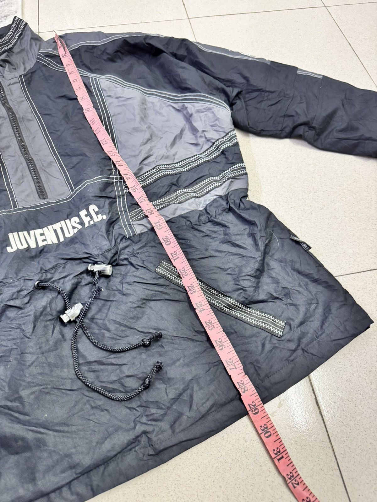 Kappa 1995 KAPPA JUVENTUS FOOTBALL WINDBREAKER JACKET Size US L / EU 52-54 / 3 - 5 Thumbnail