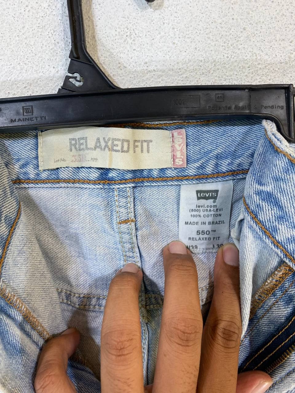 Levi's vintage levis 550 relaxed fit distressed denim Size US 39 - 10 Thumbnail