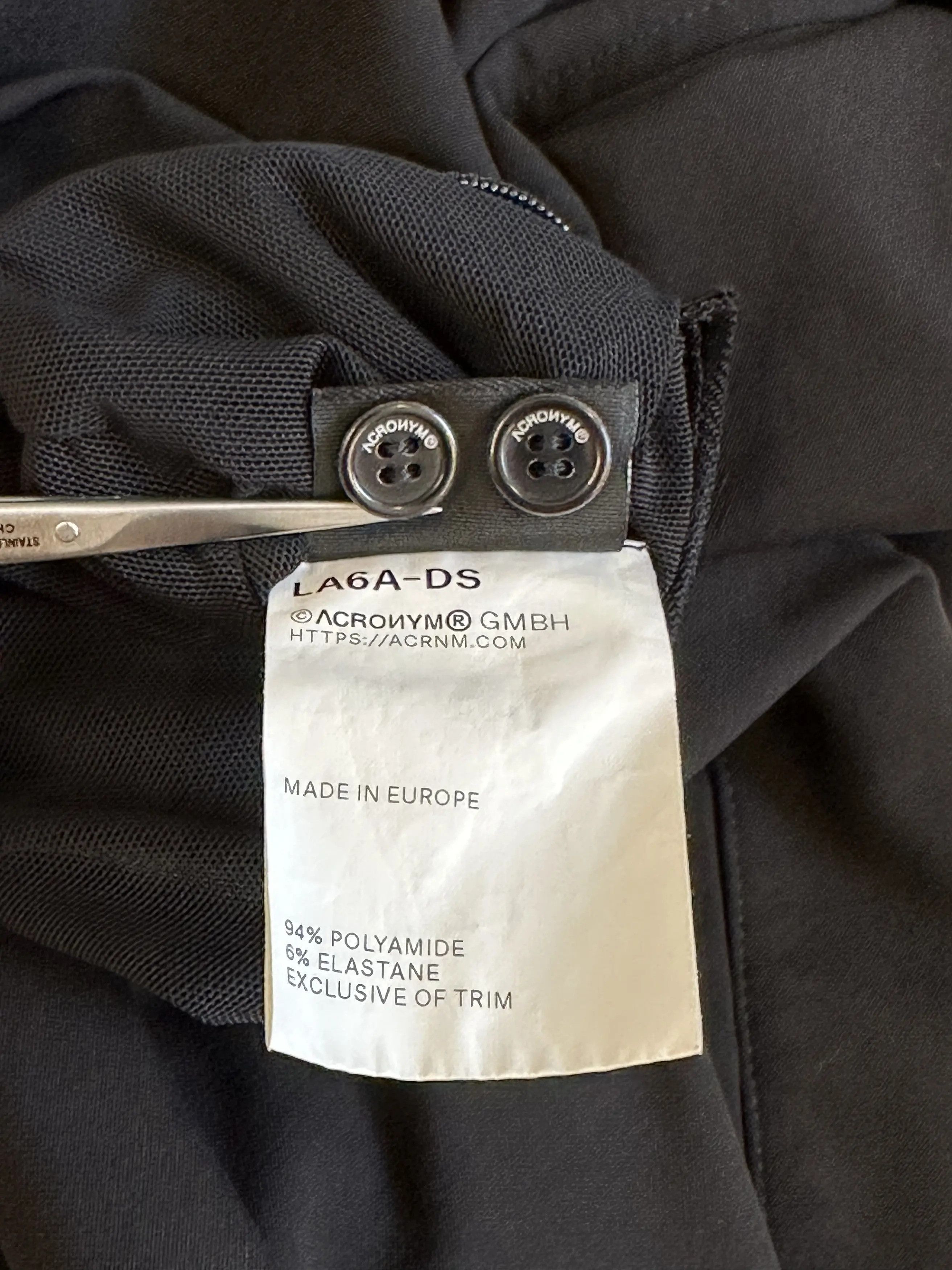 Acronym Acronym LA6A-DS - Large Size US L / EU 52-54 / 3 - 11 Thumbnail
