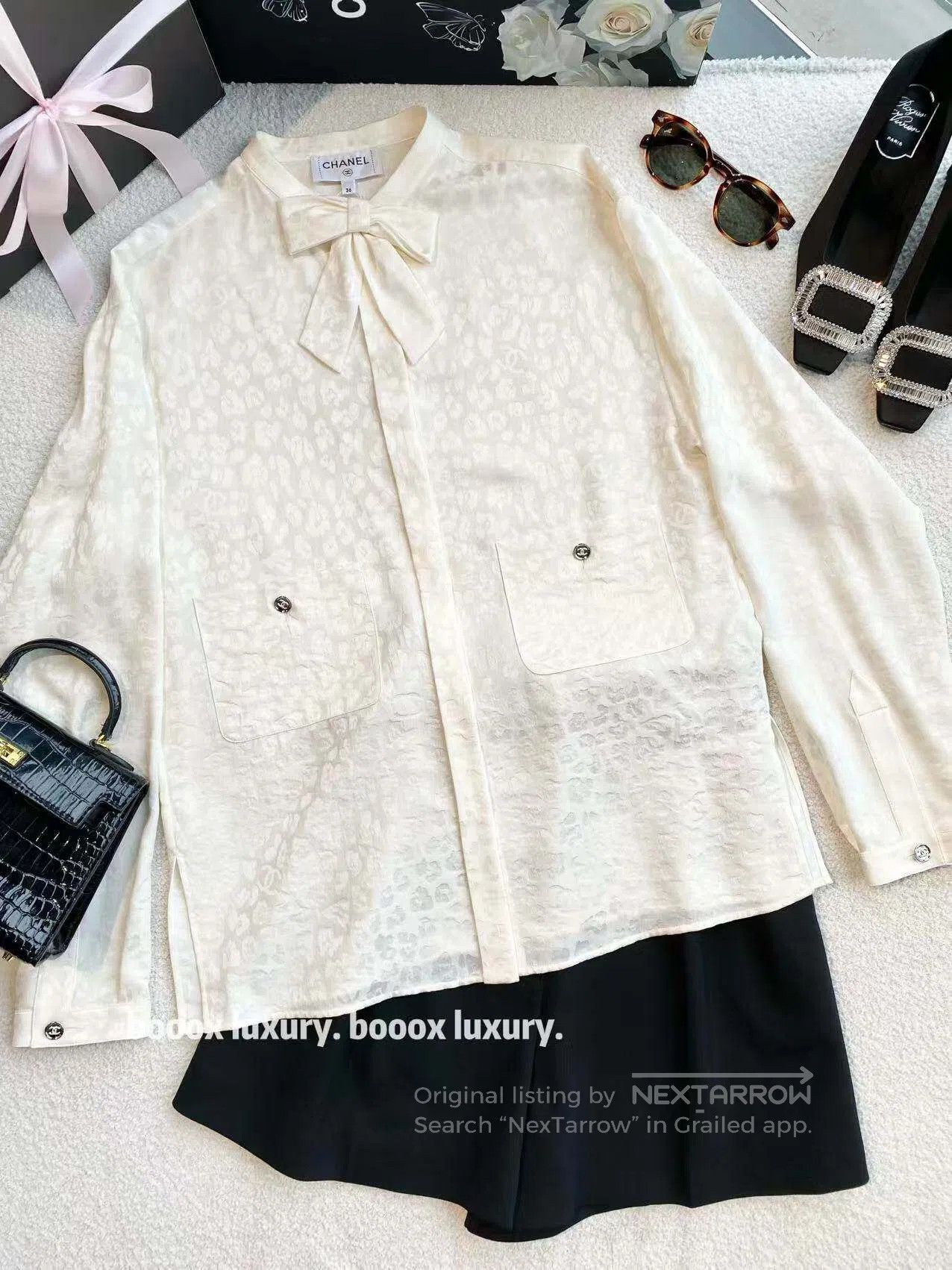 Chanel Chanel Dark leopard print silk shirt| Size XXS / US 00 / IT 34 - 1 Thumbnail
