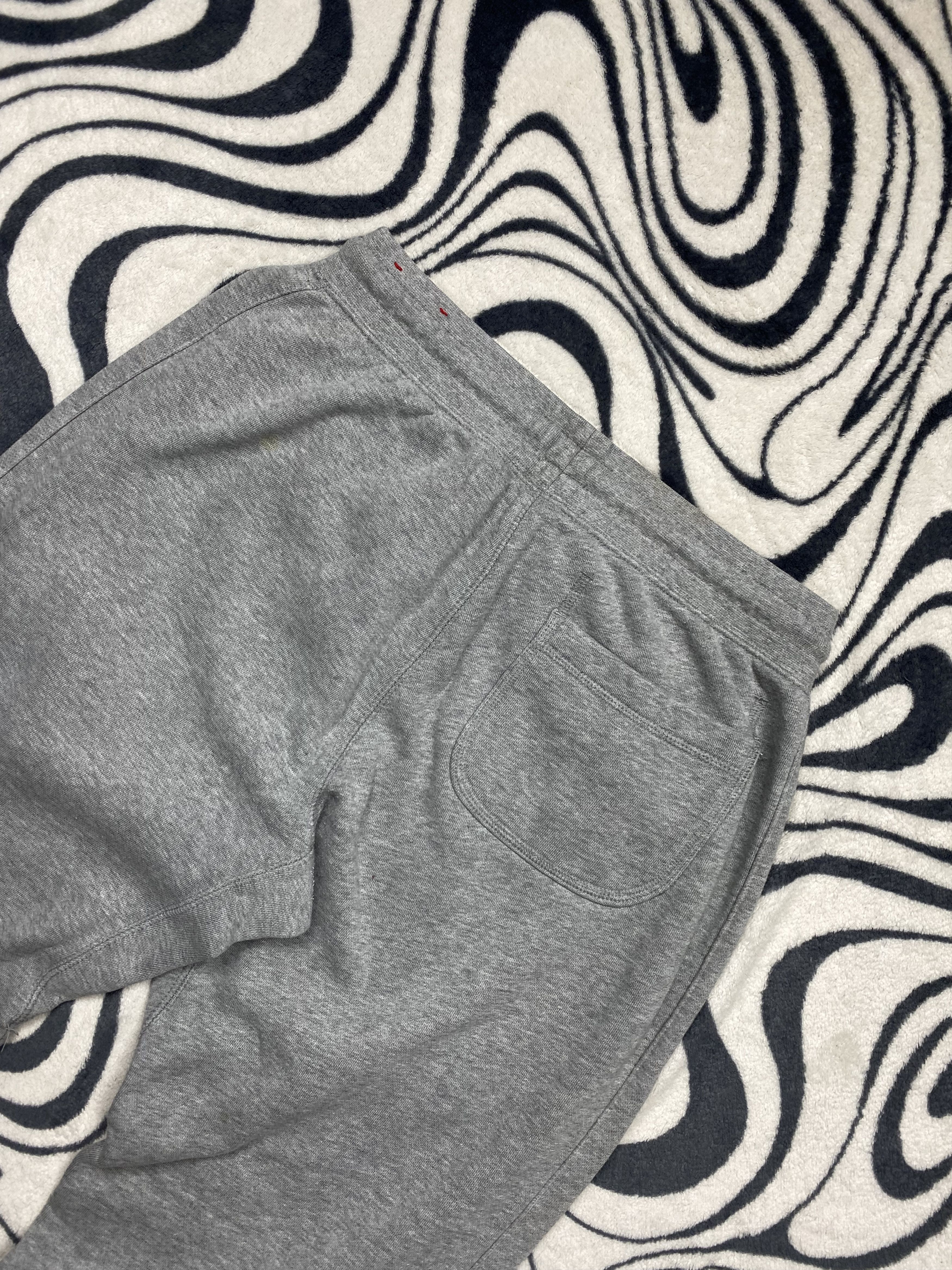 Nike Nike Air Vintage Mens Baggy Sweatpants Y2K Pants Size US 32 / EU 48 - 7 Thumbnail