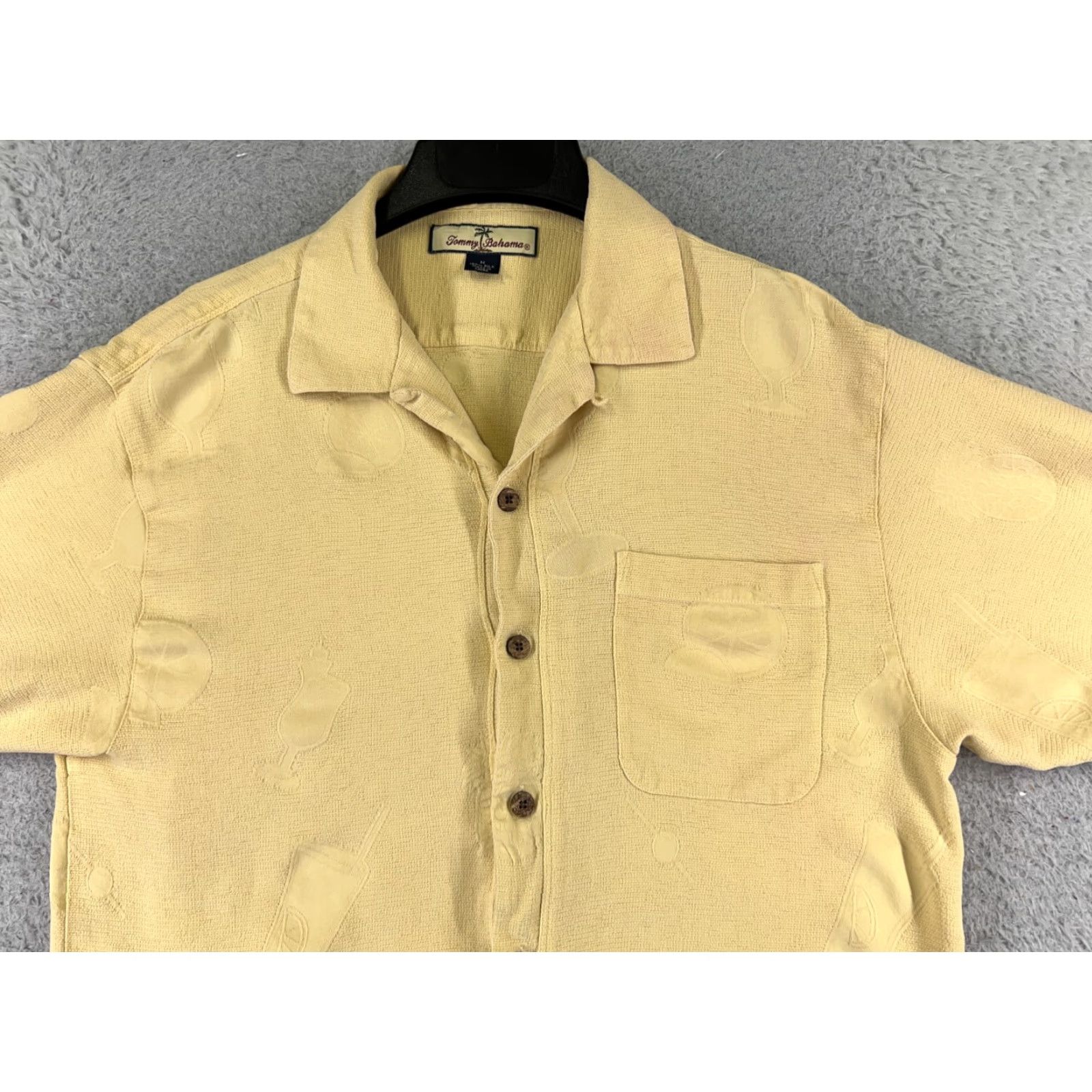 Tommy Bahama Tommy Bahama Shirt Men Medium Yellow Silk Button-Up Aloha Beach Hawaiian 100% Silk Short Sleeve Relaxed Glossy 90s, N/A—Girls not applicable Size US M / EU 48-50 / 2 - 4 Thumbnail