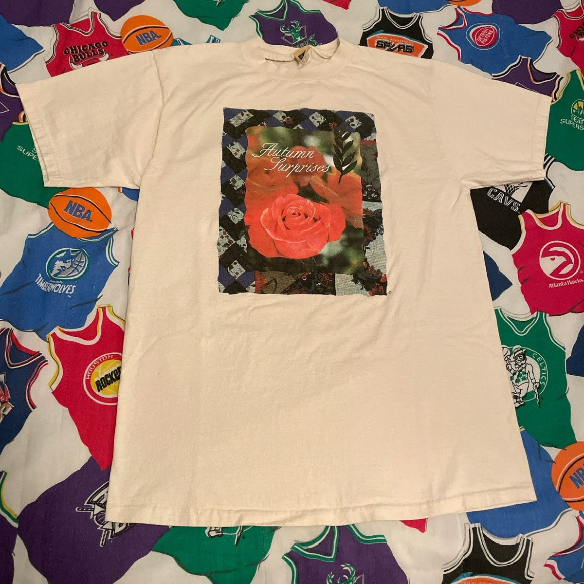 Vintage Vintage 1990s Autumn Surprises Flower Art Graphic Tee Size US L / EU 52-54 / 3 - 1 Thumbnail
