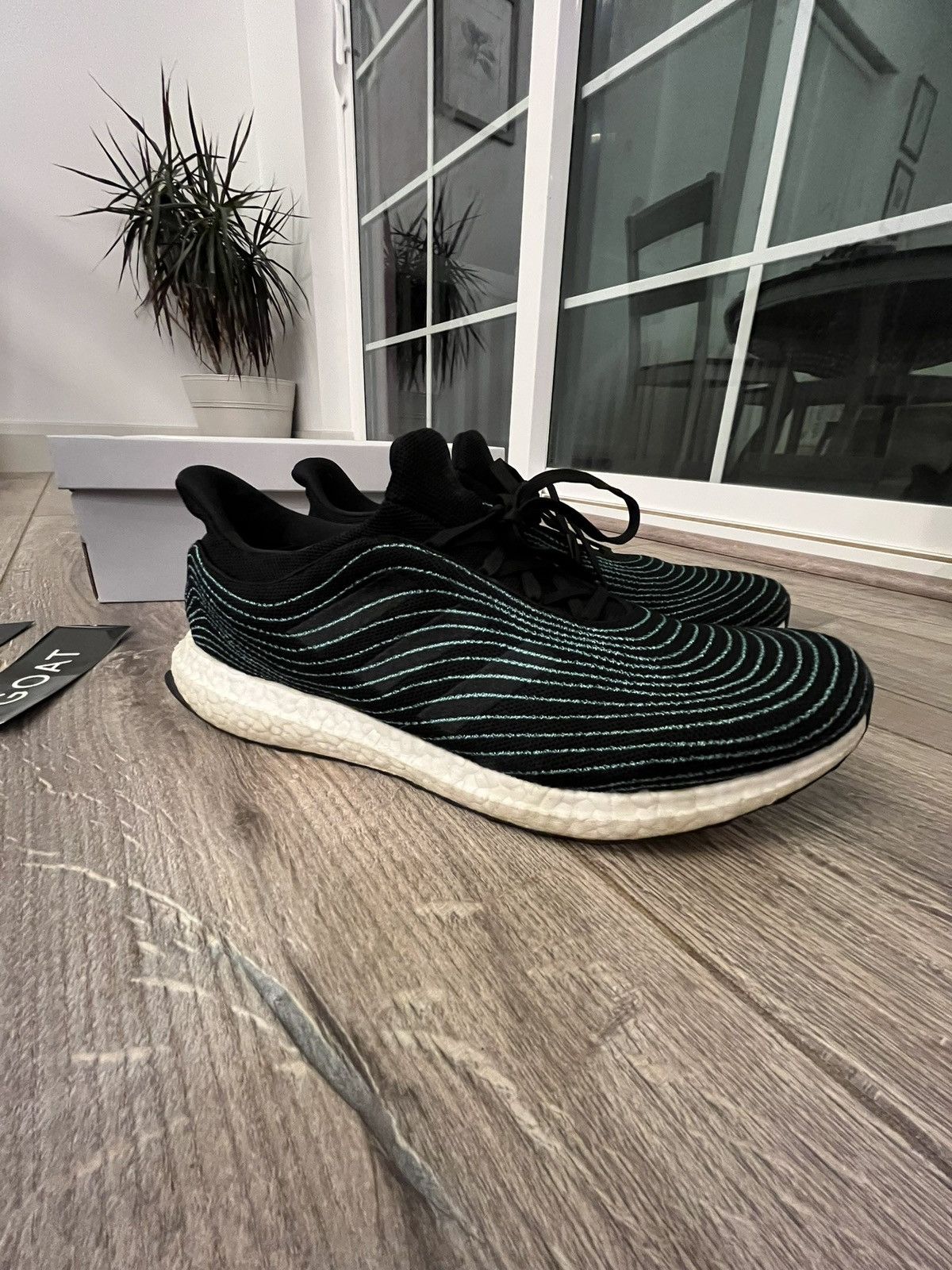Nike Adidas Ultraboost DNA Parlay Size US 11 / EU 44 - 2 Thumbnail