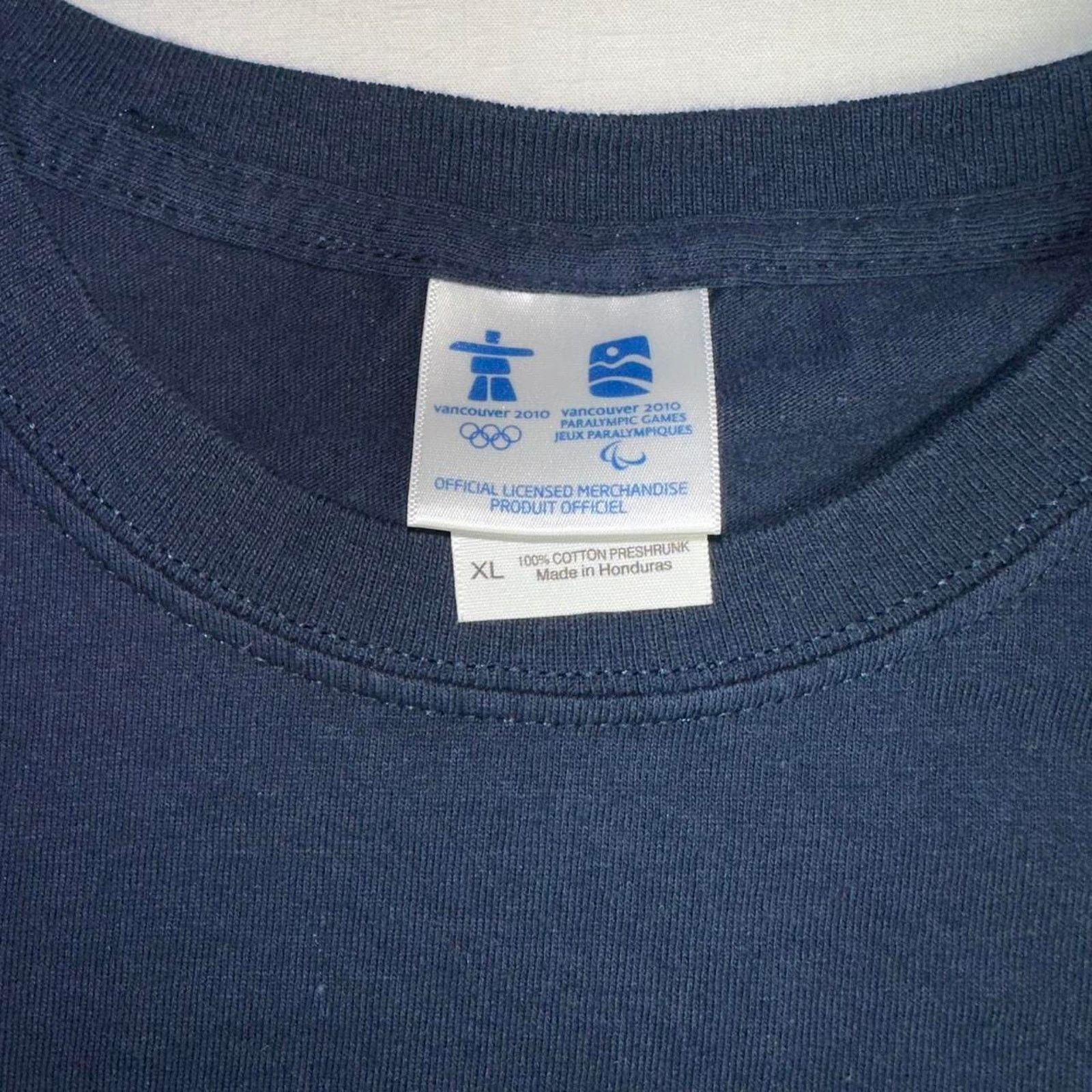 USA Olympics Official Vancouver 2010 Winter Olympics Snowboarding Tee, XL Size US XL / EU 56 / 4 - 4 Thumbnail