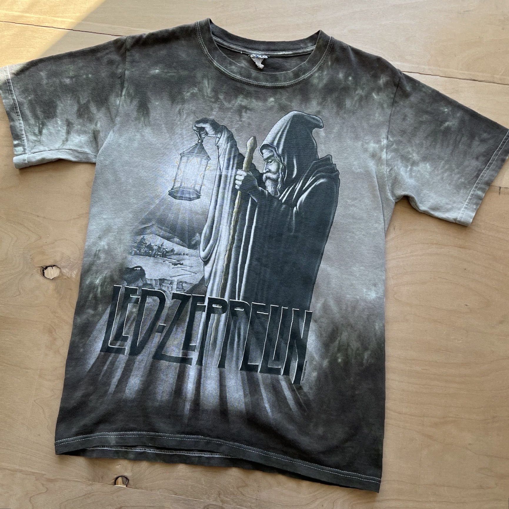 Liquid Blue VINTAGE Led Zeppelin Stairway to Heaven Shirt Small Green Y2K Liquid Blue Rock Music Size US S / EU 44-46 / 1 - 7 Thumbnail
