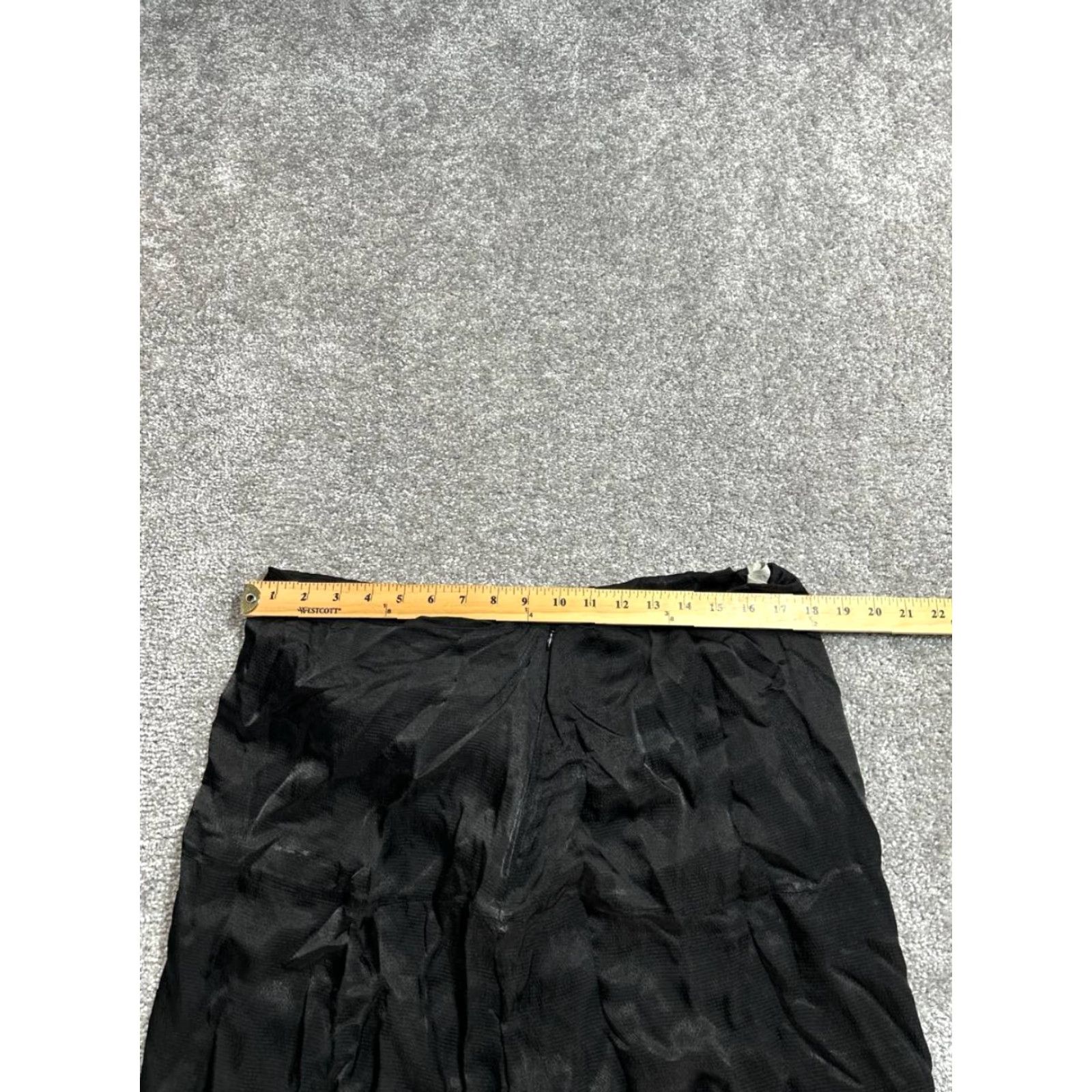 Everlane Everlane Midi Skirt Womens 16 Black Hammered Satin Back Zip Classic Wear Size 38" / US 16 / IT 52 - 6 Thumbnail