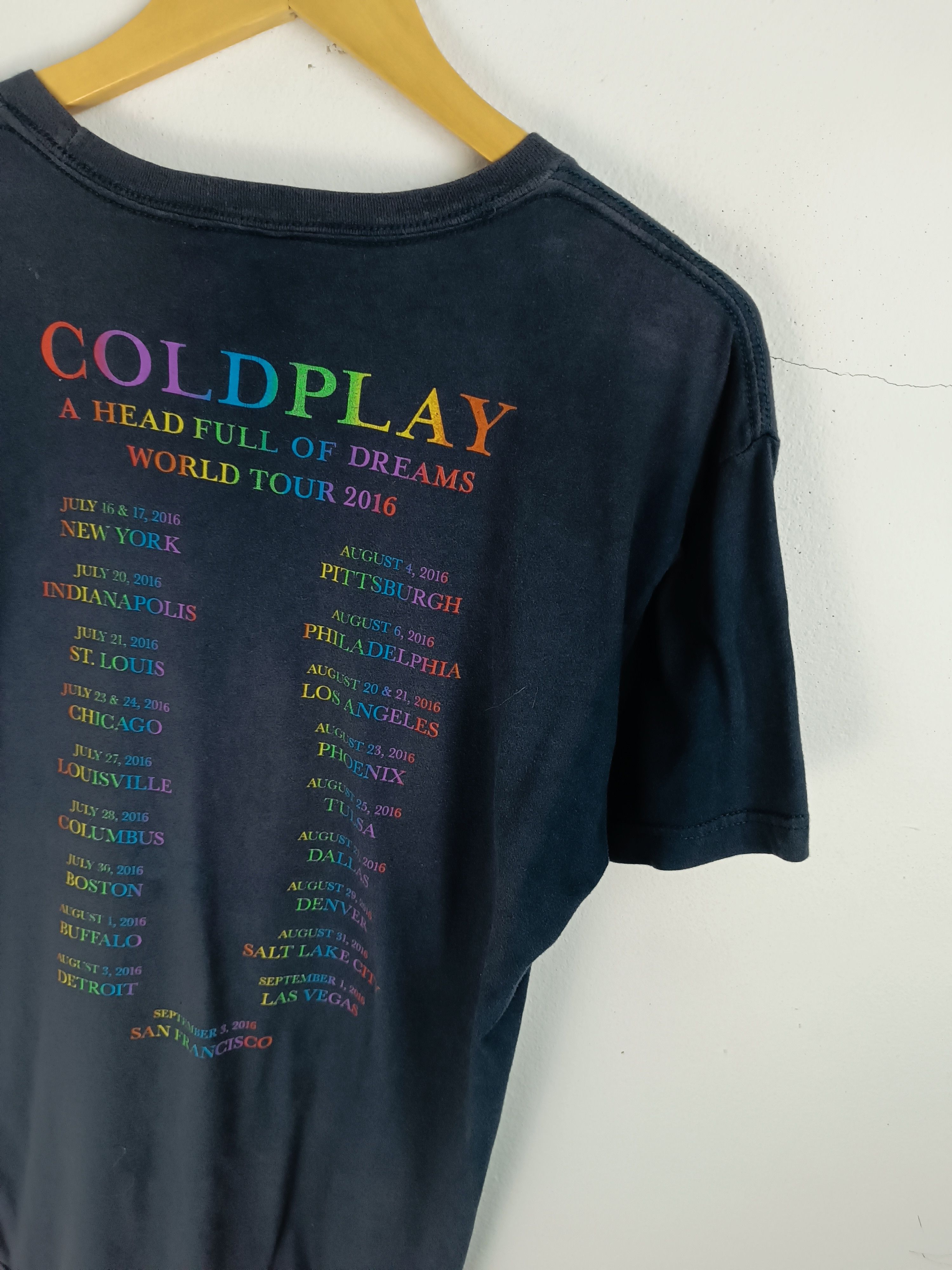 Band Tees VINTAGE 2016 COLDPLAY HEAD FULL OF STARS TOUR TEE sting u2 Size US M / EU 48-50 / 2 - 13 Thumbnail