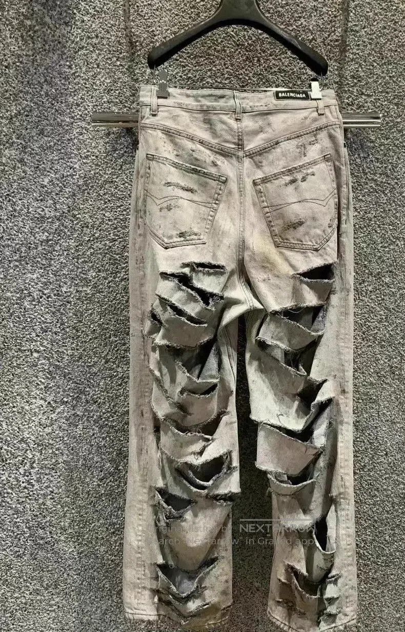 Balenciaga Balenciaga Super Destrop Ripped Jeans. Size US 34 / EU 50 - 2 Thumbnail