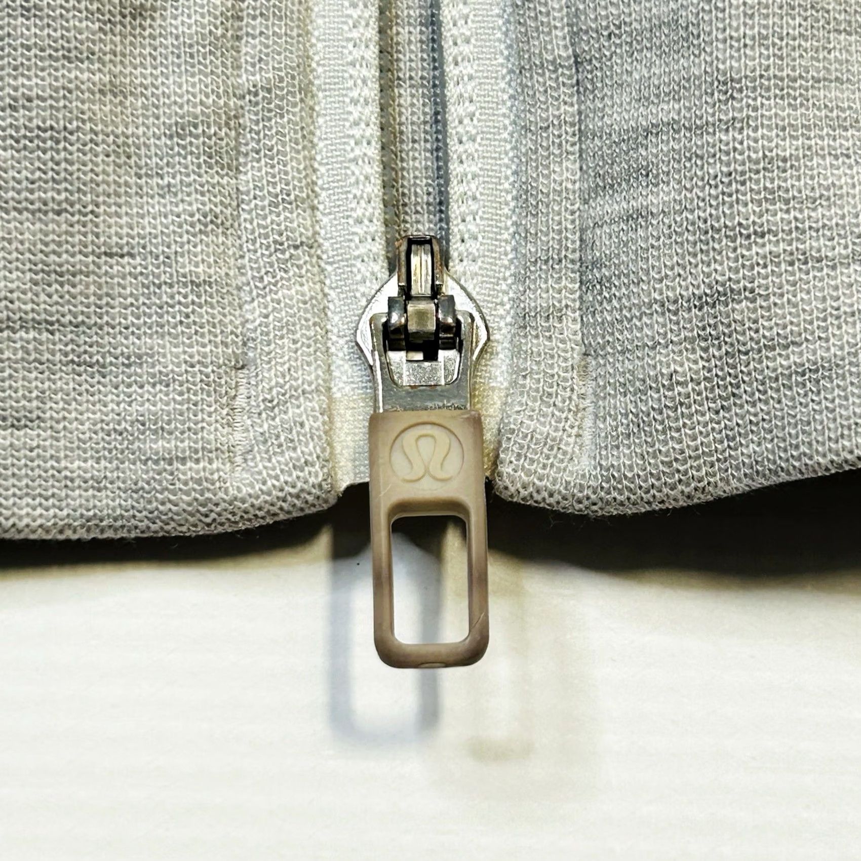 Lululemon Lululemon City Sweat Zip Hoodie Mens Large Heathered Ultra Light Grey Full Zip Pockets Stretch French Terry Size US L / EU 52-54 / 3 - 7 Thumbnail