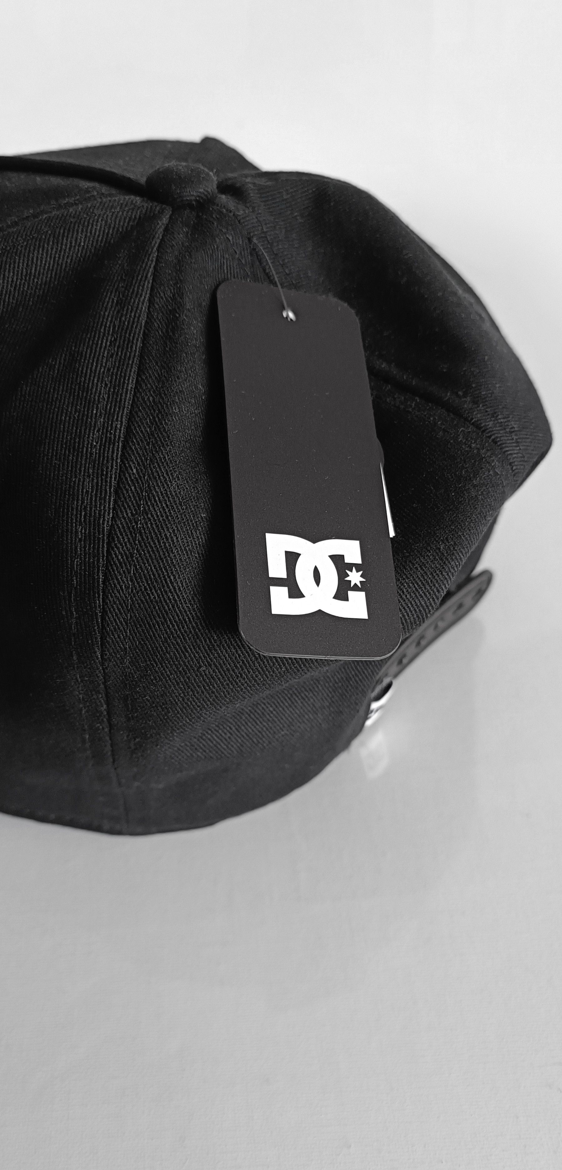 DC DC Shoes — Manual Hi Txse 'Dark Grey' w. DC Cap Size US 12 / EU 45 - 10 Thumbnail