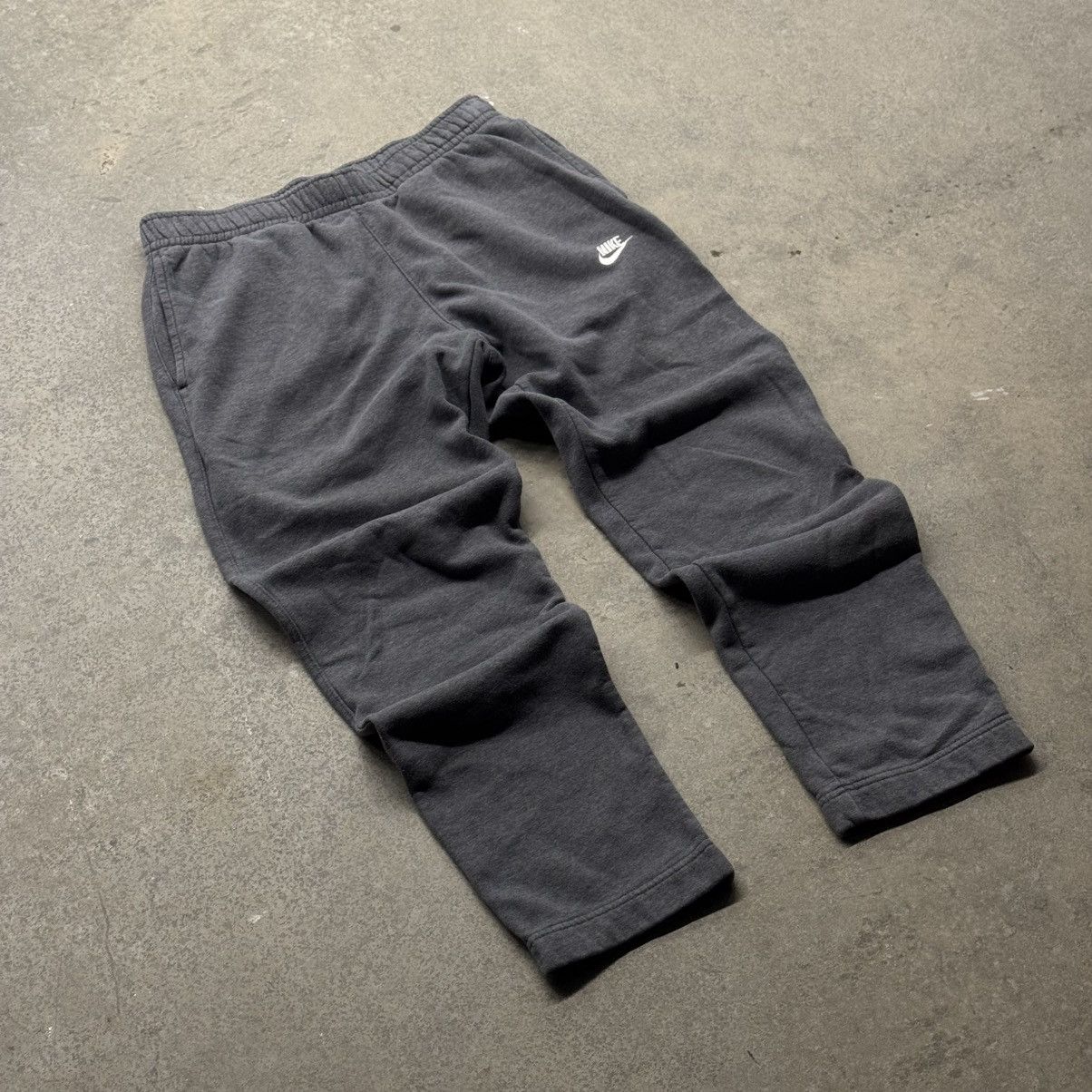 Vintage 90s Y2K Nike Grey Fleece Sweatpants Athletic Pants