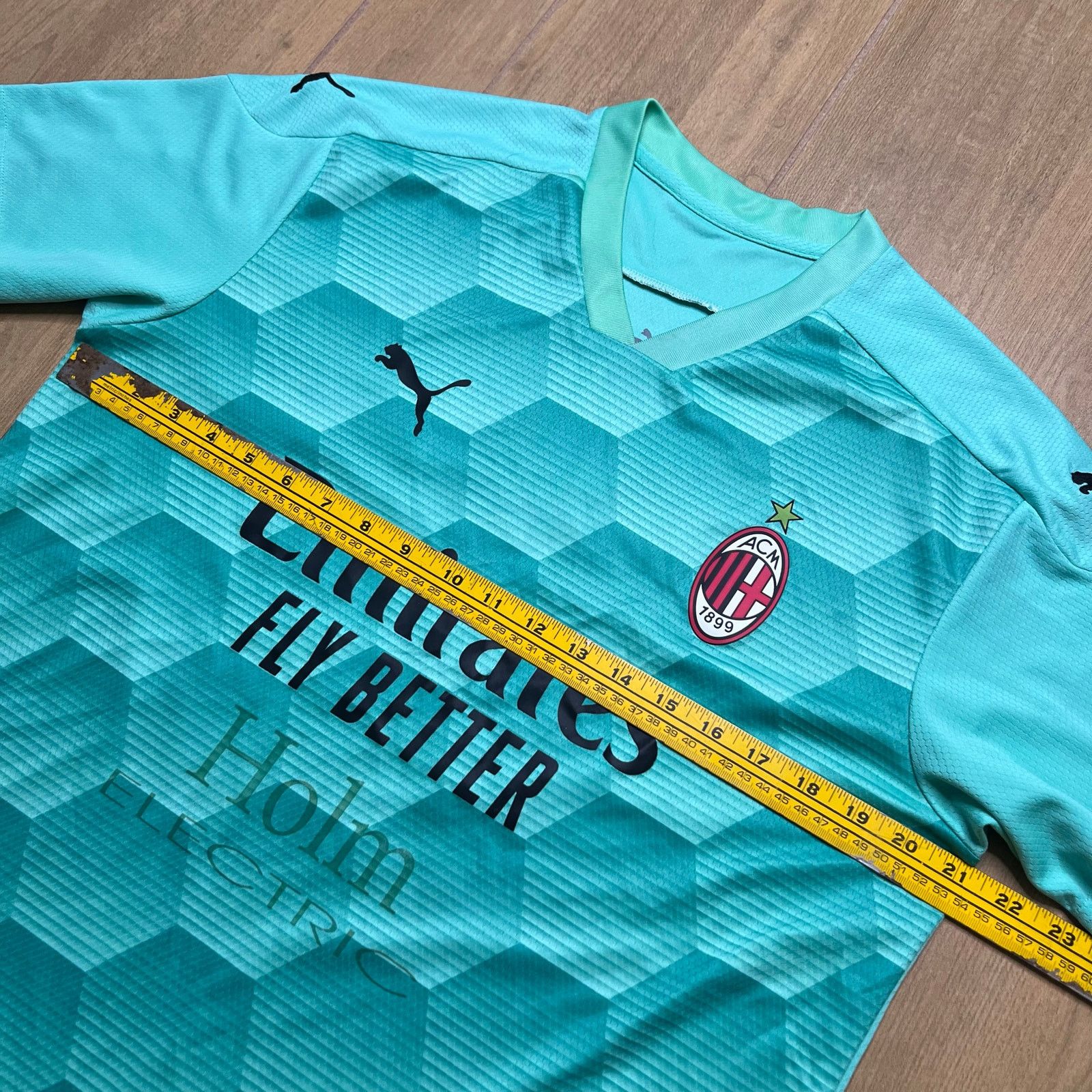 Puma Y2K AC MILAN GOALKEEPER FOOTBALL SHIRT SOCCER JERSEY Puma M Size US M / EU 48-50 / 2 - 5 Thumbnail