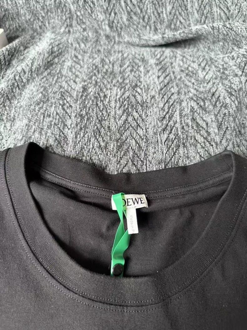 Loewe loewe Black embroidered logo short sleeve 2506-Nextarrow Size US XXL / EU 58 / 5 - 3 Thumbnail