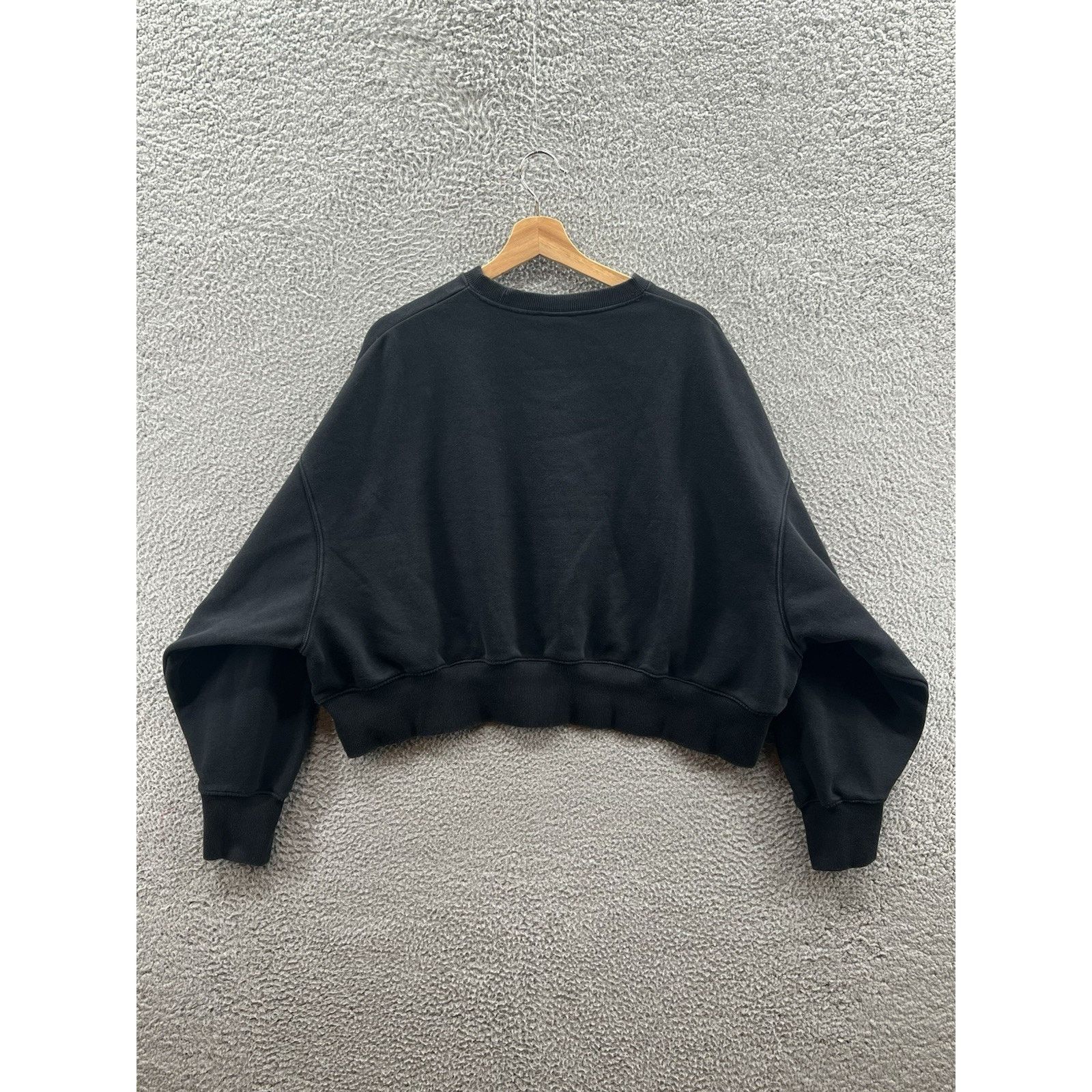 Nike Nike Center Swoosh Black Phoenix Fleece Crewneck DQ5761-010 Size S / US 4 / IT 40 - 2 Thumbnail