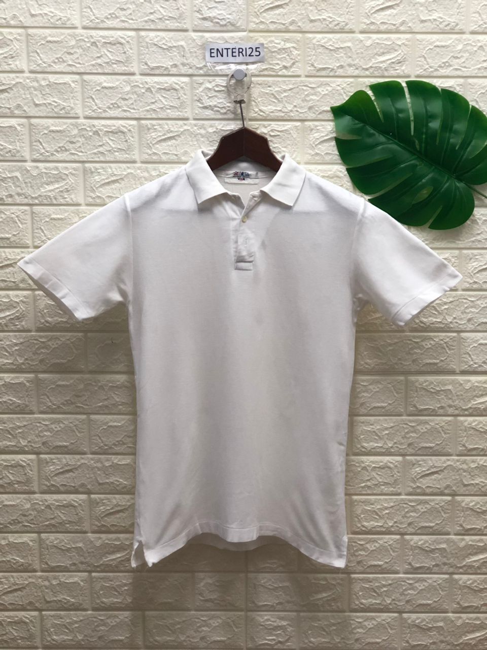 Vintage Vintage Van Jac white Polo Tee T-shirt Unisex Wear Size US M / EU 48-50 / 2 - 1 Thumbnail