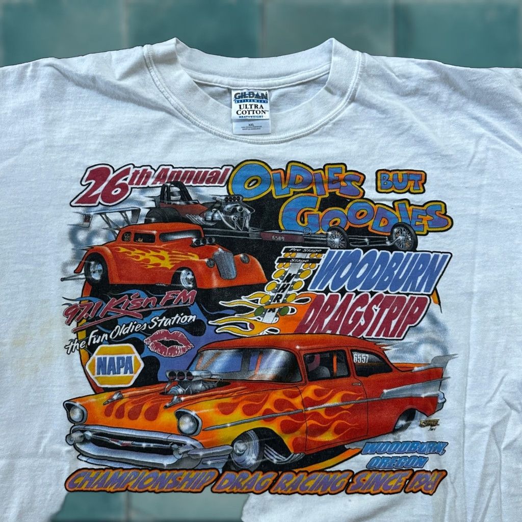 Gildan VINTAGE Gildan T-Shirt Men 2XL White Nascar Driving America USA 70s 80s 90s Vintage Short Sleeve Crew Neck Graphic Print Size US XXL / EU 58 / 5 - 1 Thumbnail
