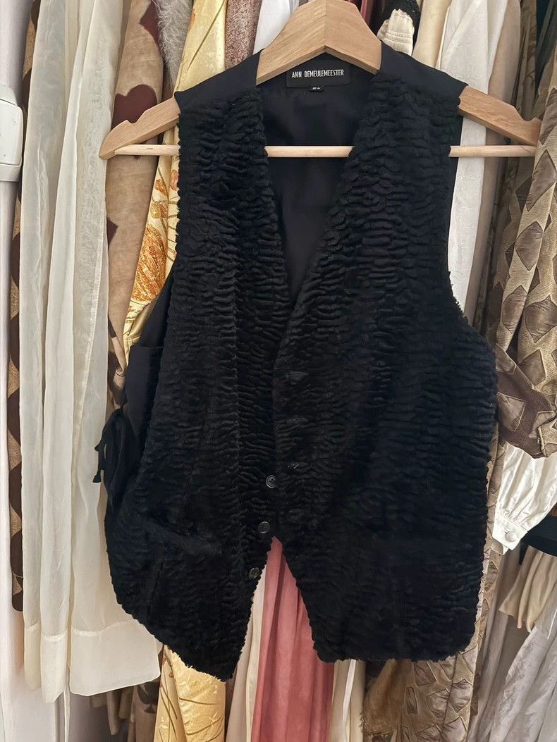 Ann Demeulemeester Black Shearling Vest - dmc