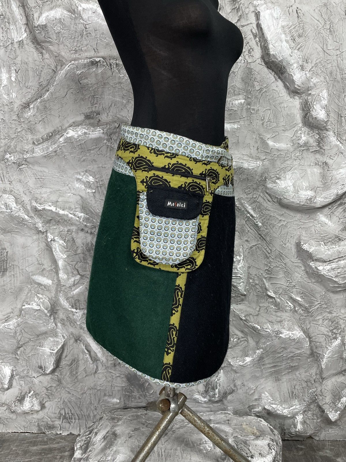 Japanese Brand 2000s Y2K Rivets Tweed Wrap Midi Skirt With Pocket Size 30" / US 8 / IT 44 - 4 Thumbnail