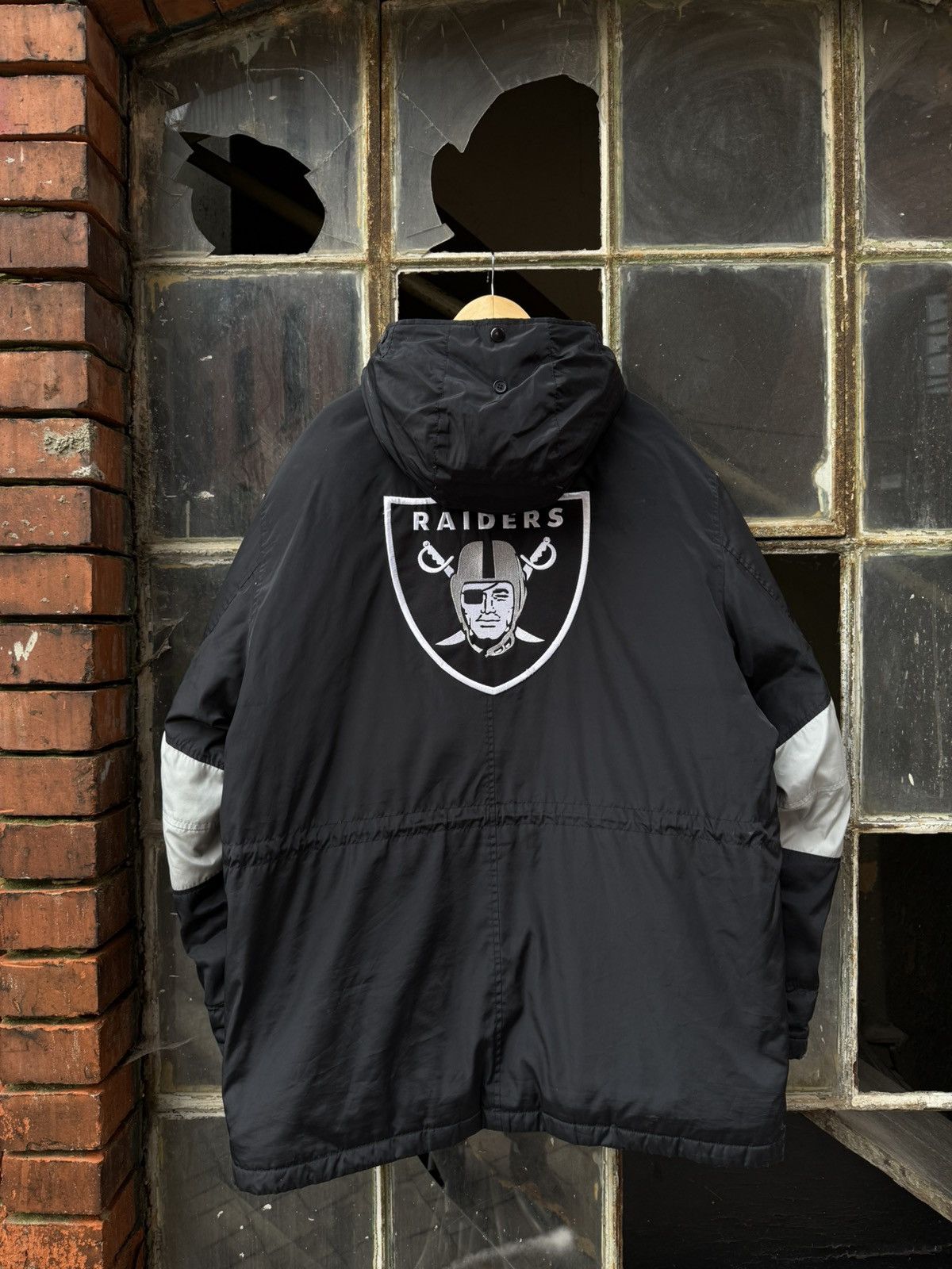 Reebok 90’s Reebok Las Vegas Raiders Jacket nfl vintage ztreetwear Size US XL / EU 56 / 4 - 2 Thumbnail