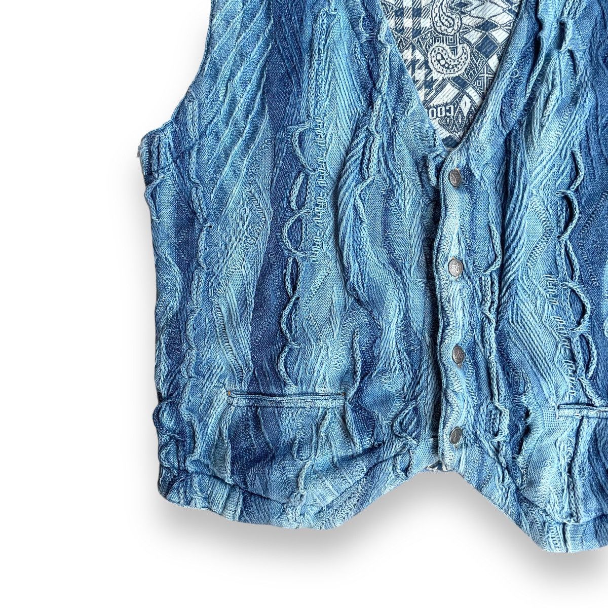 Coogi COOGI AUSTRALIA KNITTED BUTTON UP BUCKLE DENIM VEST JACKET Size US M / EU 48-50 / 2 - 5 Thumbnail