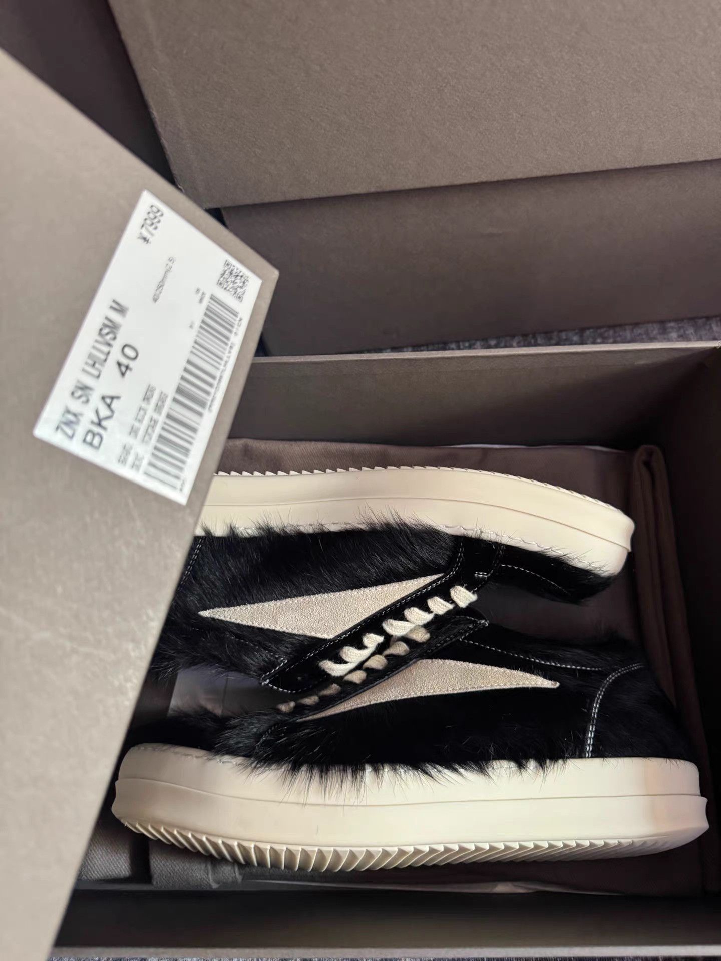 Rick Owens Rick Owens Main Line Black Pony Hair Geobasket Size US 7 / EU 40 - 5 Thumbnail