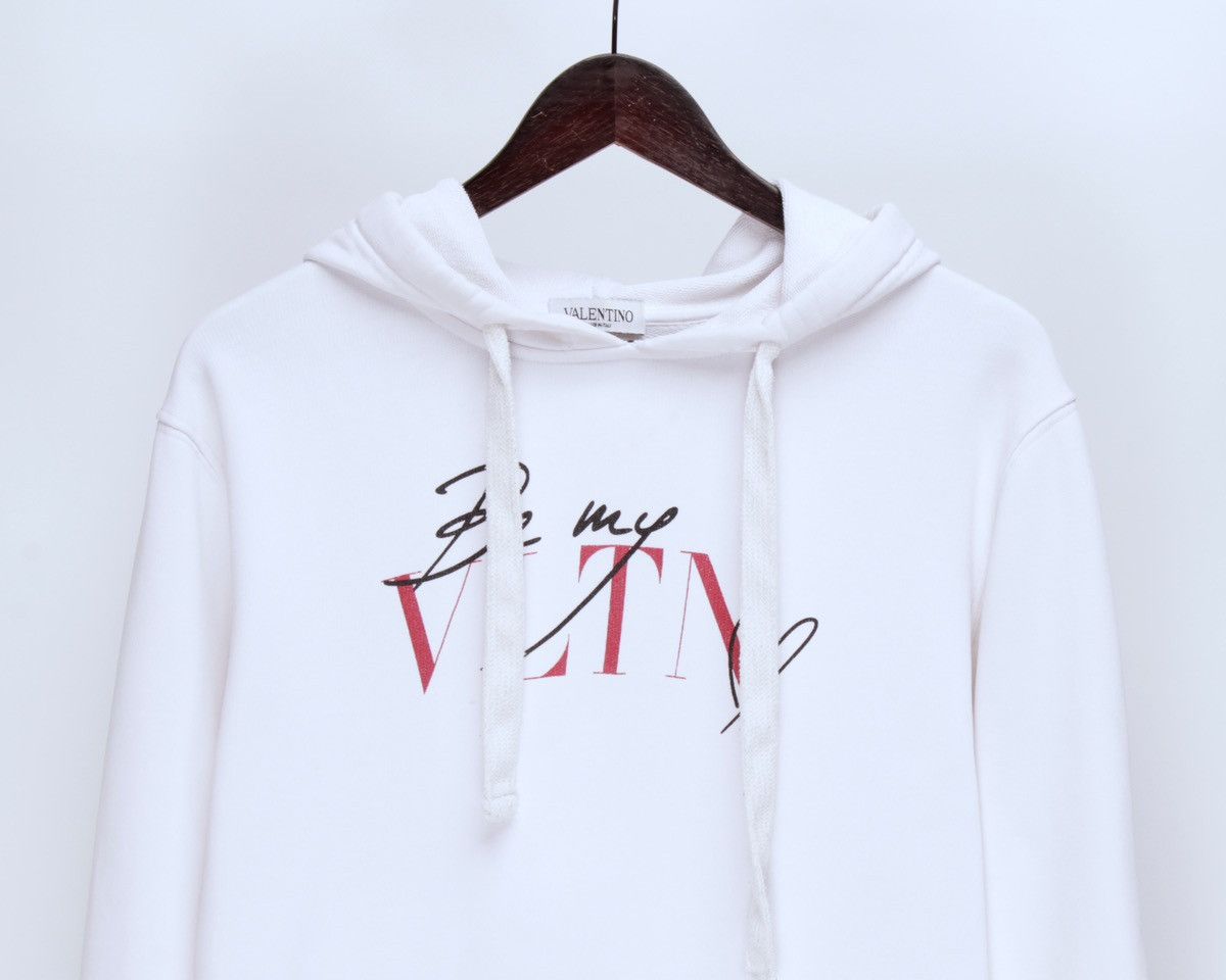 Designer × Valentino VALENTINO Be My VLTN White Hoodie Size S made in Italy Size US S / EU 44-46 / 1 - 2 Thumbnail