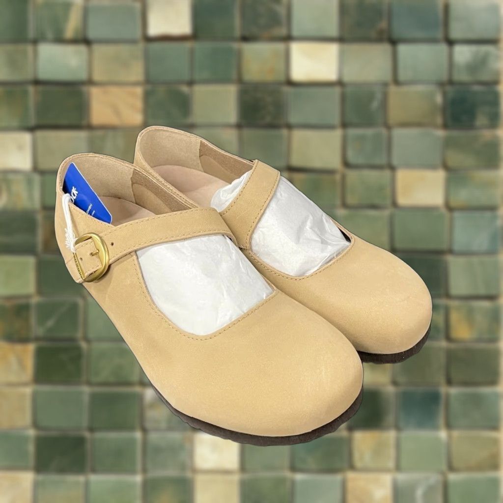 VINTAGE Birkenstock Tracy Nubuck Leather Ballet Flat Women's US 8 Sand Beige Buckle Adjustable Strap Mary Jane Casual Shoes