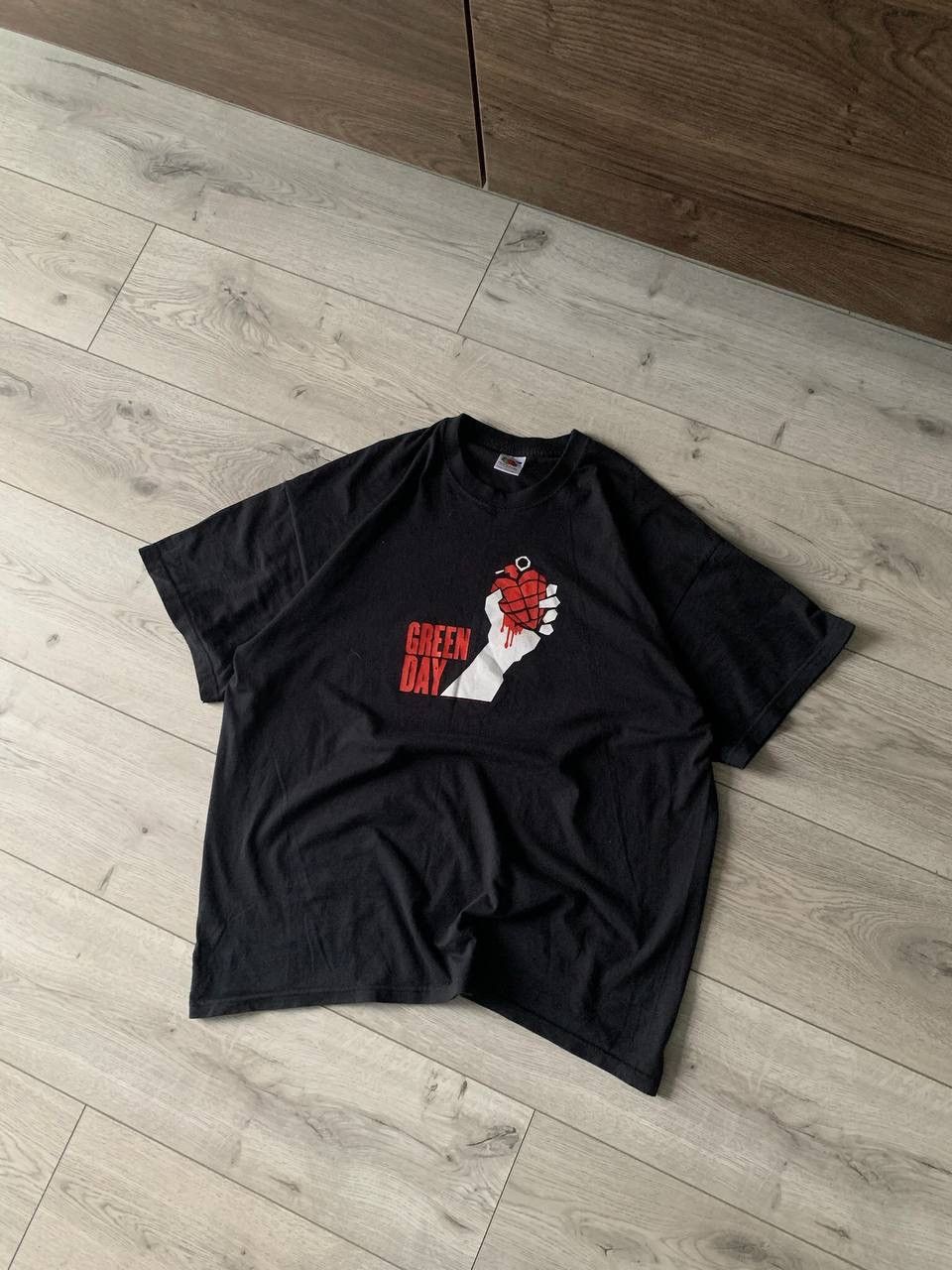 Vintage Vintage 90's Green Day American Idiot Tour Tee Rare Promo Size US XL / EU 56 / 4 - 1 Thumbnail