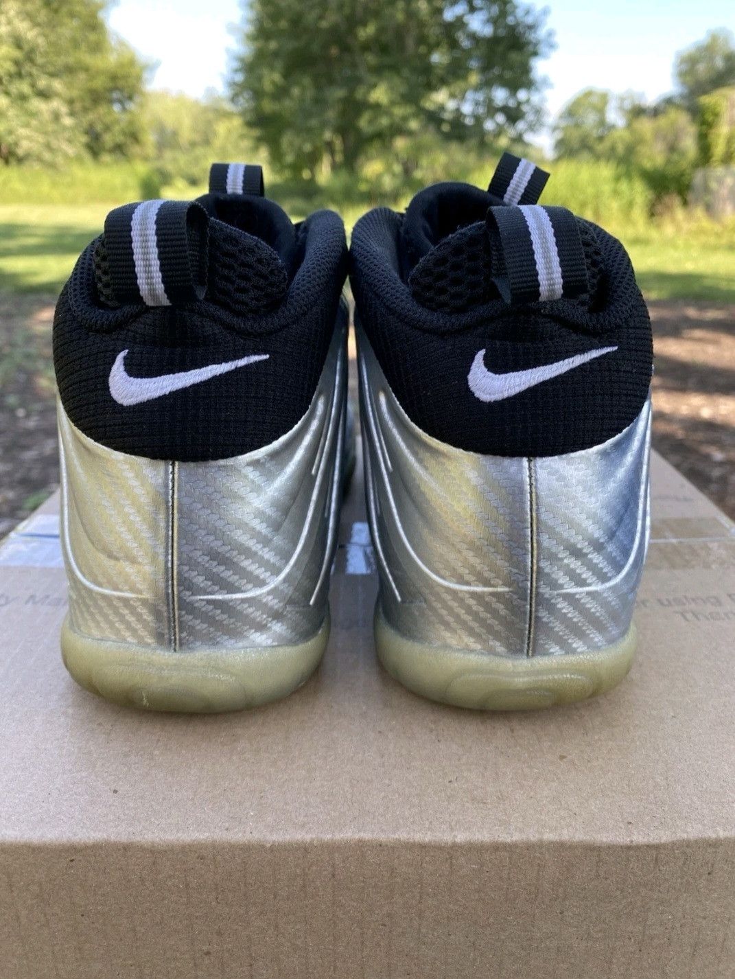 Nike Nike Little Posite Foamposite Pro GS Silver Surfer Size US 7 / EU 40 - 6 Thumbnail