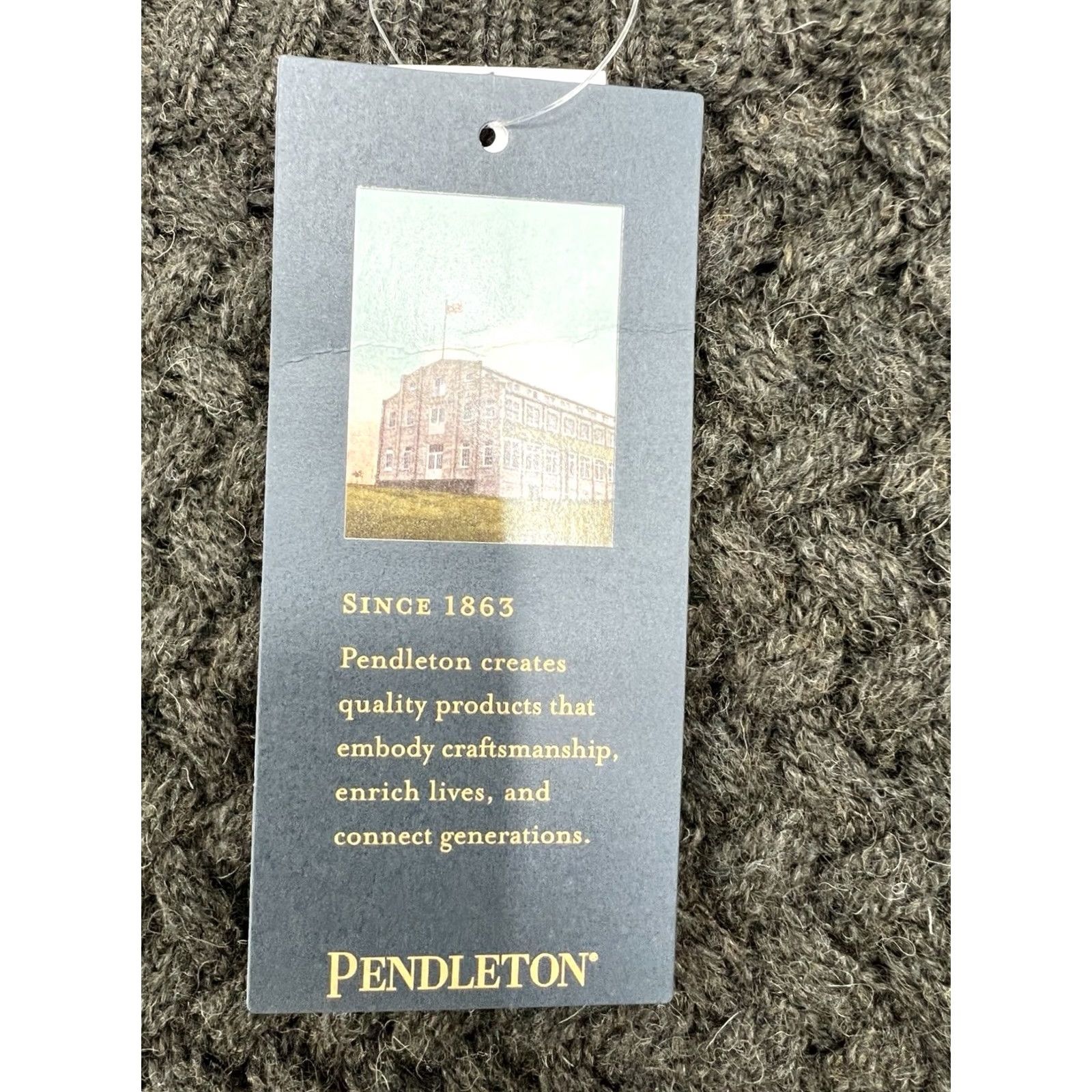 Pendleton Pendleton 100% Wool Fisherman Sweater Knit Crew Neck 2XL Dark Green Mens Pullover Cable Knit Vintage: No Size US XXL / EU 58 / 5 - 5 Thumbnail