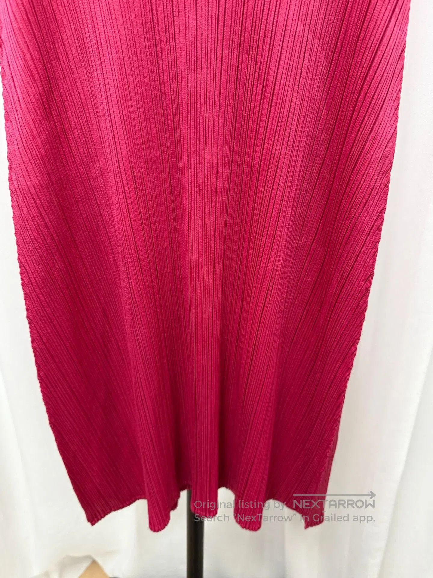 Pleats Please Issey Miyake Pleats Please Issey Miyake Pink Pleated Sleeveless Dress. Size L / US 10 / IT 46 - 3 Thumbnail