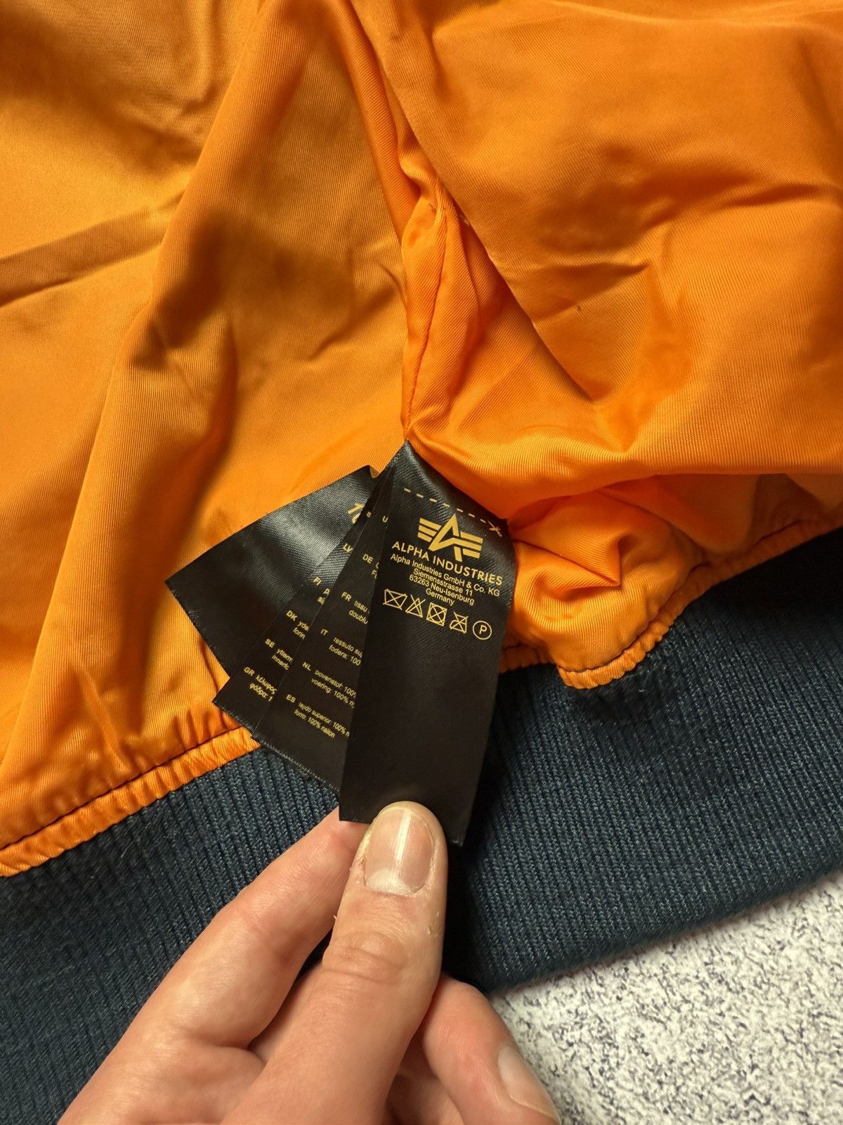 Alpha Industries Alpha Industries MA-2 Flight Bomber Jacket Avant Garde Style Size US L / EU 52-54 / 3 - 14 Thumbnail