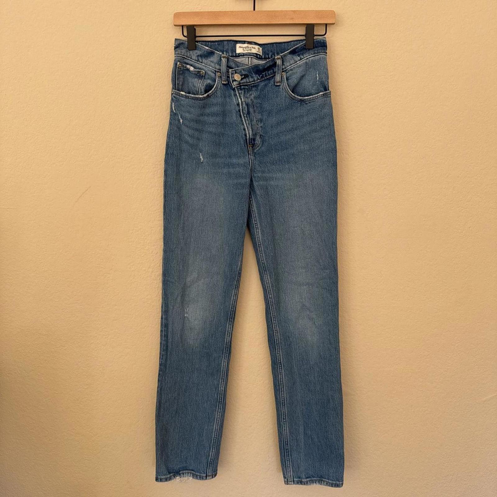 Abercrombie & Fitch Abercrombie Jeans Women's 26 Blue Ultra High Rise Size 30" / US 8 / IT 44 - 1 Thumbnail