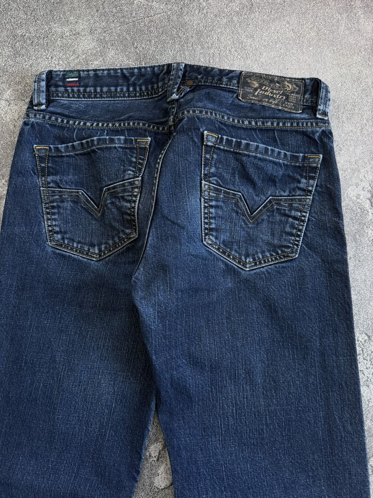 Diesel Diesel 31/32 Larkee denim pants jeans trousers y2k casual Size US 31 - 3 Thumbnail